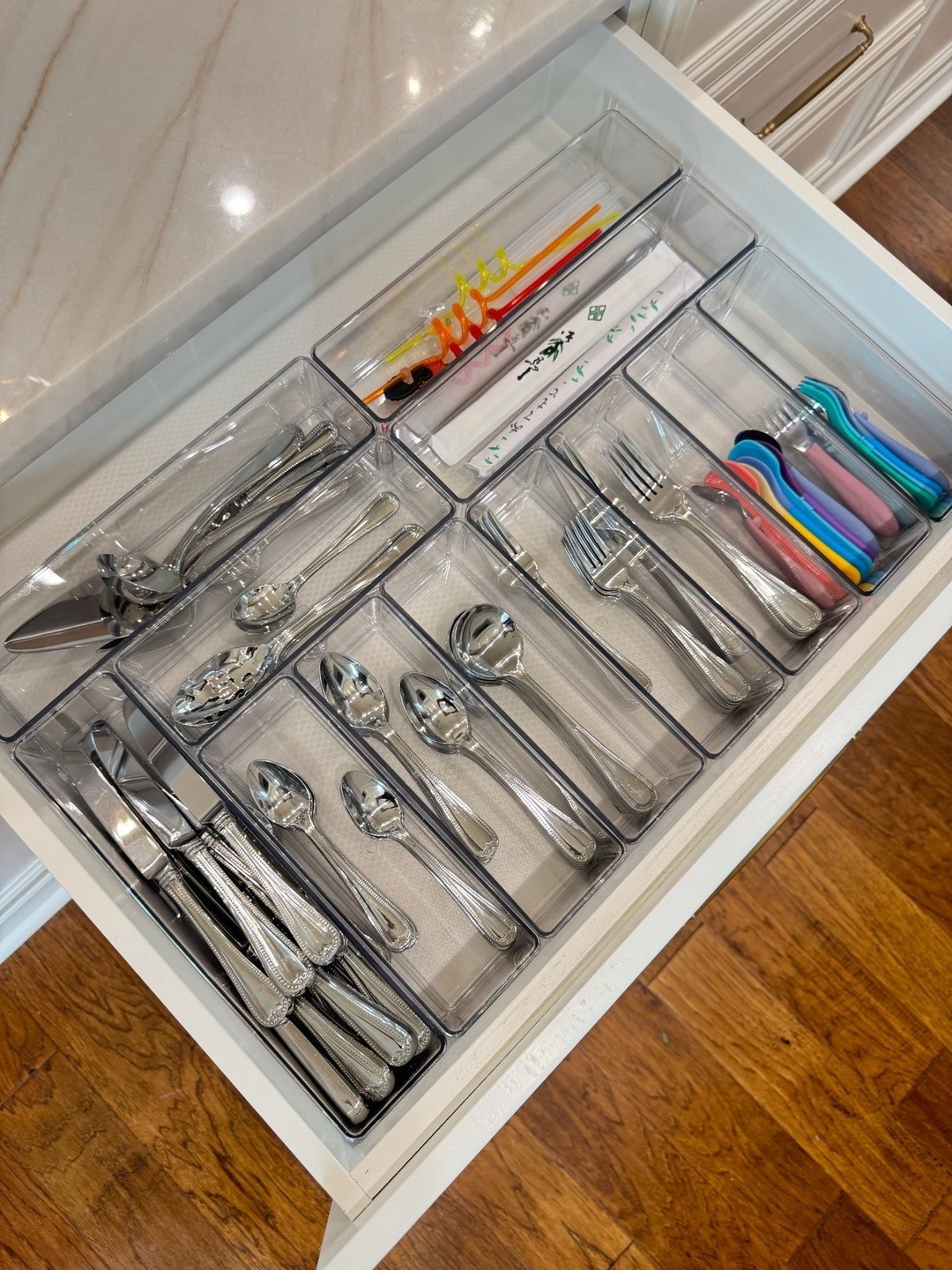 If you’re looking for a sign to organize, this is it. Start small today with one drawer and let the momentum build from there. Progress, not perfection!

#ProfessionalOrganizer#HomeOrganization #DeclutterYourHome
#OrganizingTips #LafayetteLA
#HomeSweetOrganized #TidyHomeTidyMind
#ProgressNotPerfection
