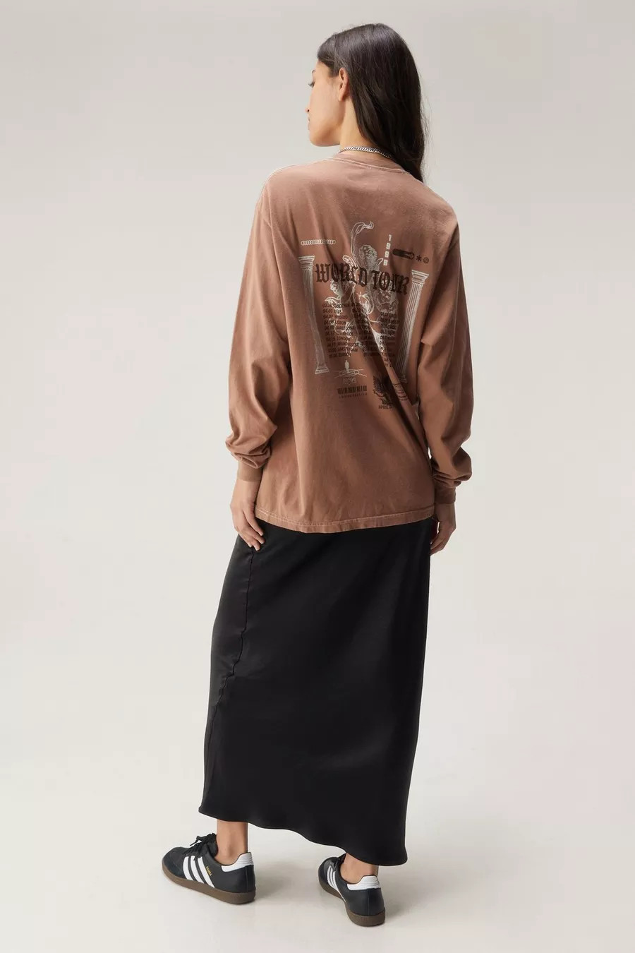 World Tour Front And Back Long Sleeve Graphic T-shirt | Nasty Gal US