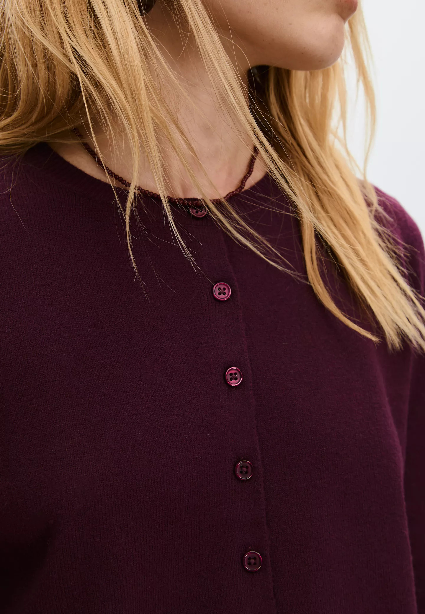 Soft-touch knit cardigan with buttons | Stradivarius (UK)
