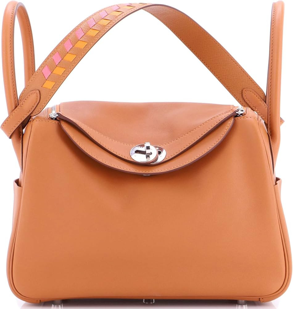 Amazon.com: Hermès, Pre-Loved Lindy Bag Swift with Tressage Epsom 26, Gold : Amazon Luxury | Amazon (US)