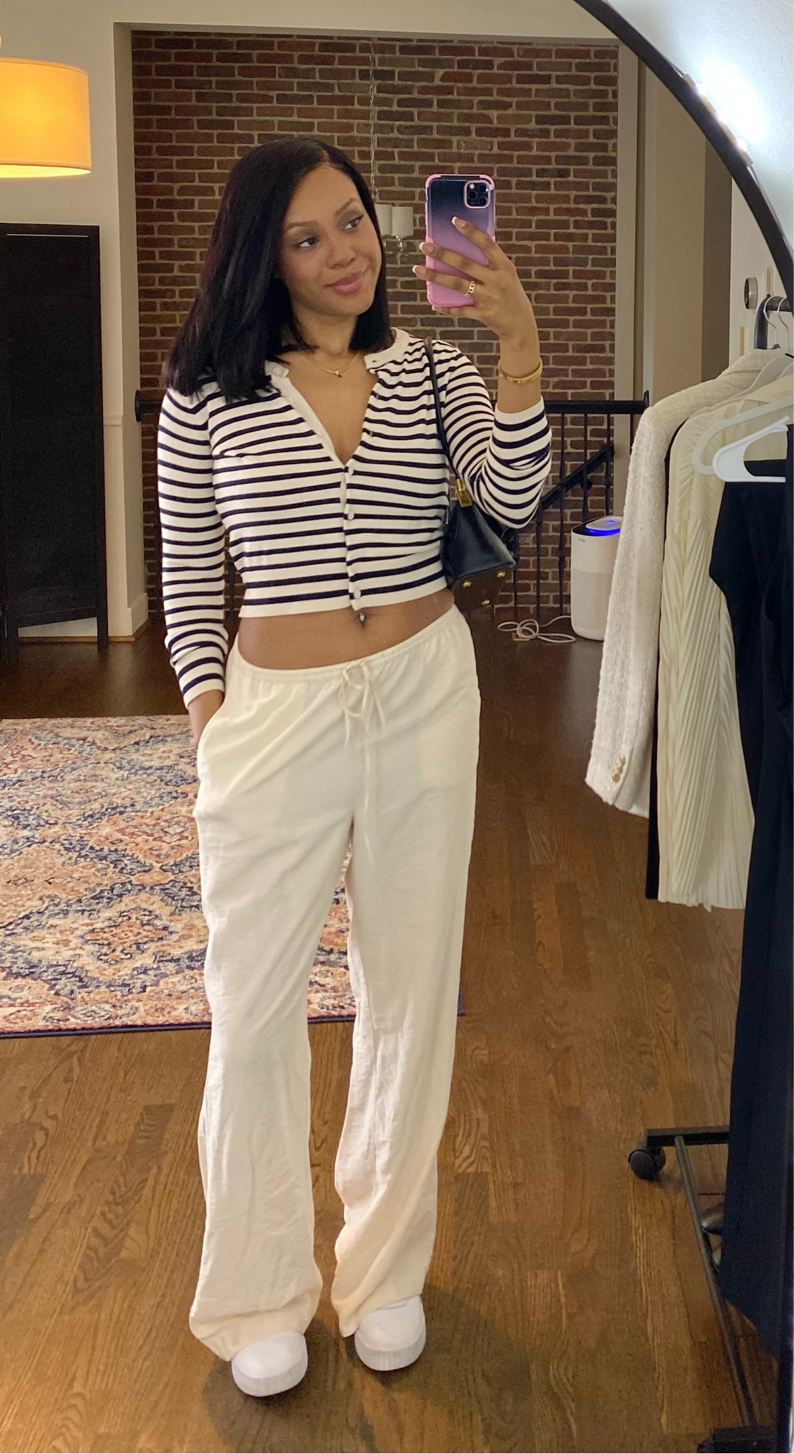 Linen pants outfit, casual style 

#LTKstyletip #LTKfindsunder50 #LTKSeasonal