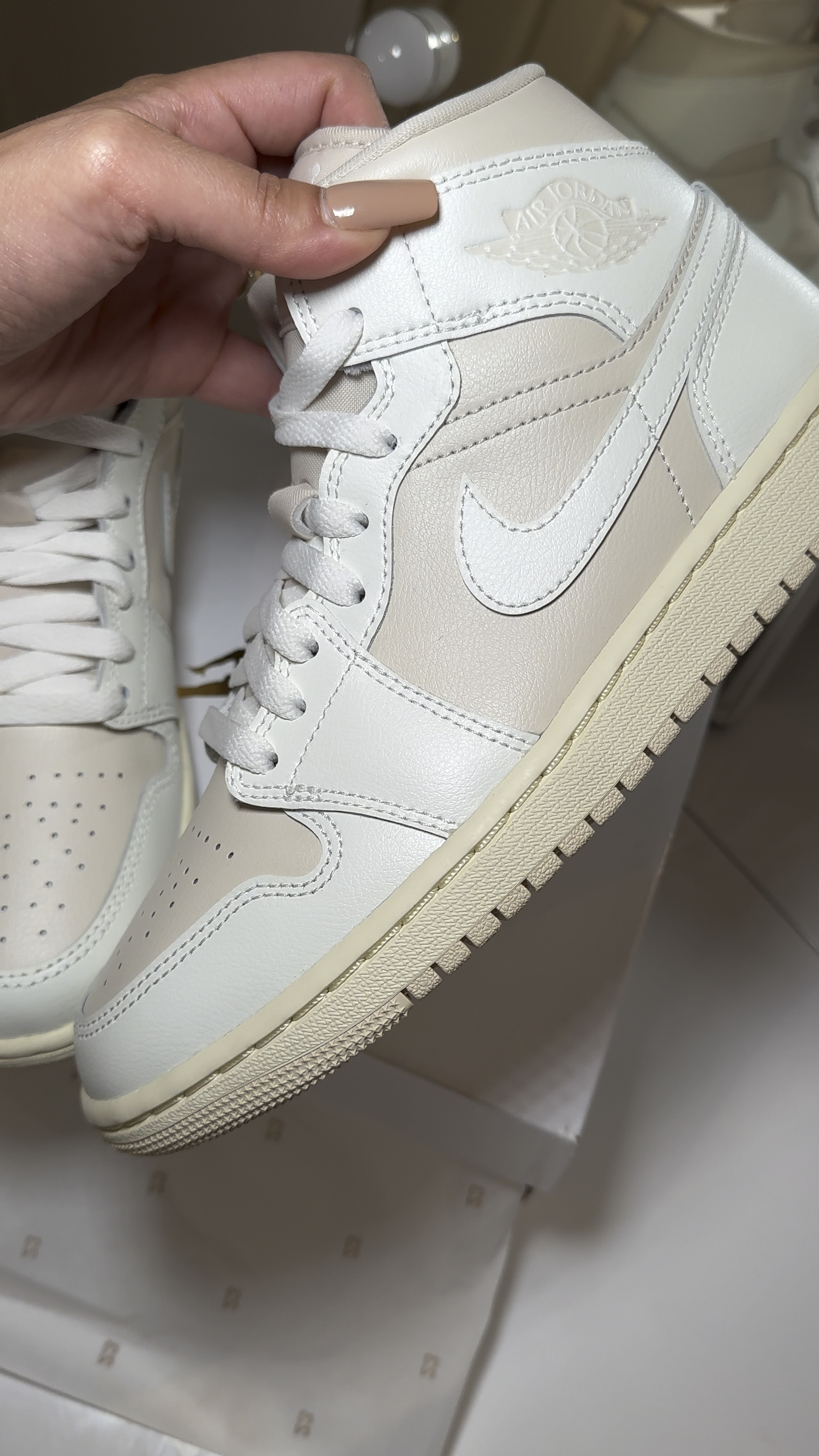 The perfect cream/ tan color combo 

#LTKShoeCrush #LTKFitness #LTKWorkwear