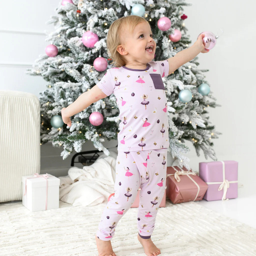 Short Sleeve with Pants Pajamas in Sugar Plum | Kyte BABY