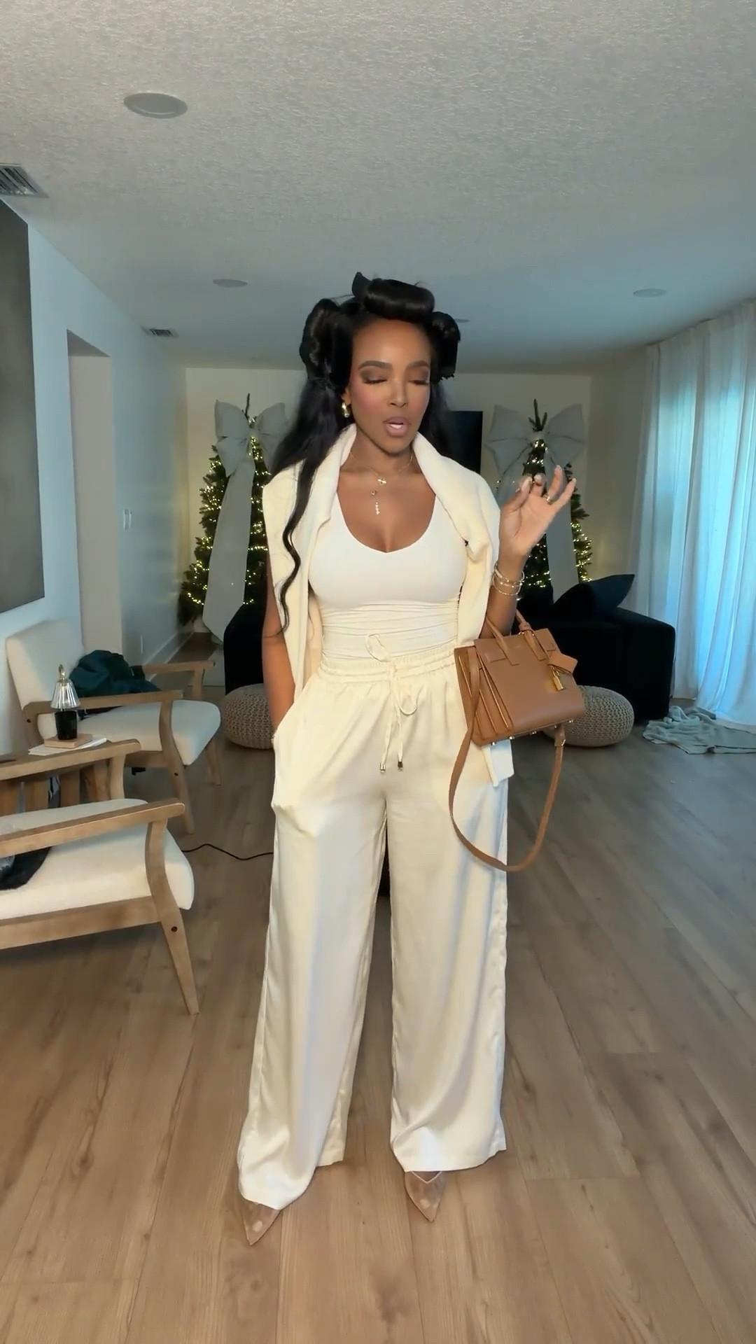 Soft neutrals done right — this monochrome cream look is the definition of effortless polish. The fitted tank paired with relaxed wide-leg trousers creates the most flattering, sculpted silhouette, while the draped sweater adds that easy, elevated layer that makes the outfit feel intentional.

Perfect for brunch, casual meetings, daytime events, or elevated everyday wear.

📏 Sizing:
Top (Small) • Pants (27 Long) • Sweater (Small) • Heels (TTS)

📏 Measurements:
5’4” • 138 lbs • 34D • 27” waist • 40” hips

Neutral monochrome outfit, cream wide-leg trousers, elevated casual style, chic layering looks, effortless everyday fashion, polished neutral outfits.

✨ Everything linked below for easy shopping

Follow me on Instagram and YouTube @kirasfashionfinds

#LTKPetite #LTKgrwm #LTKootd