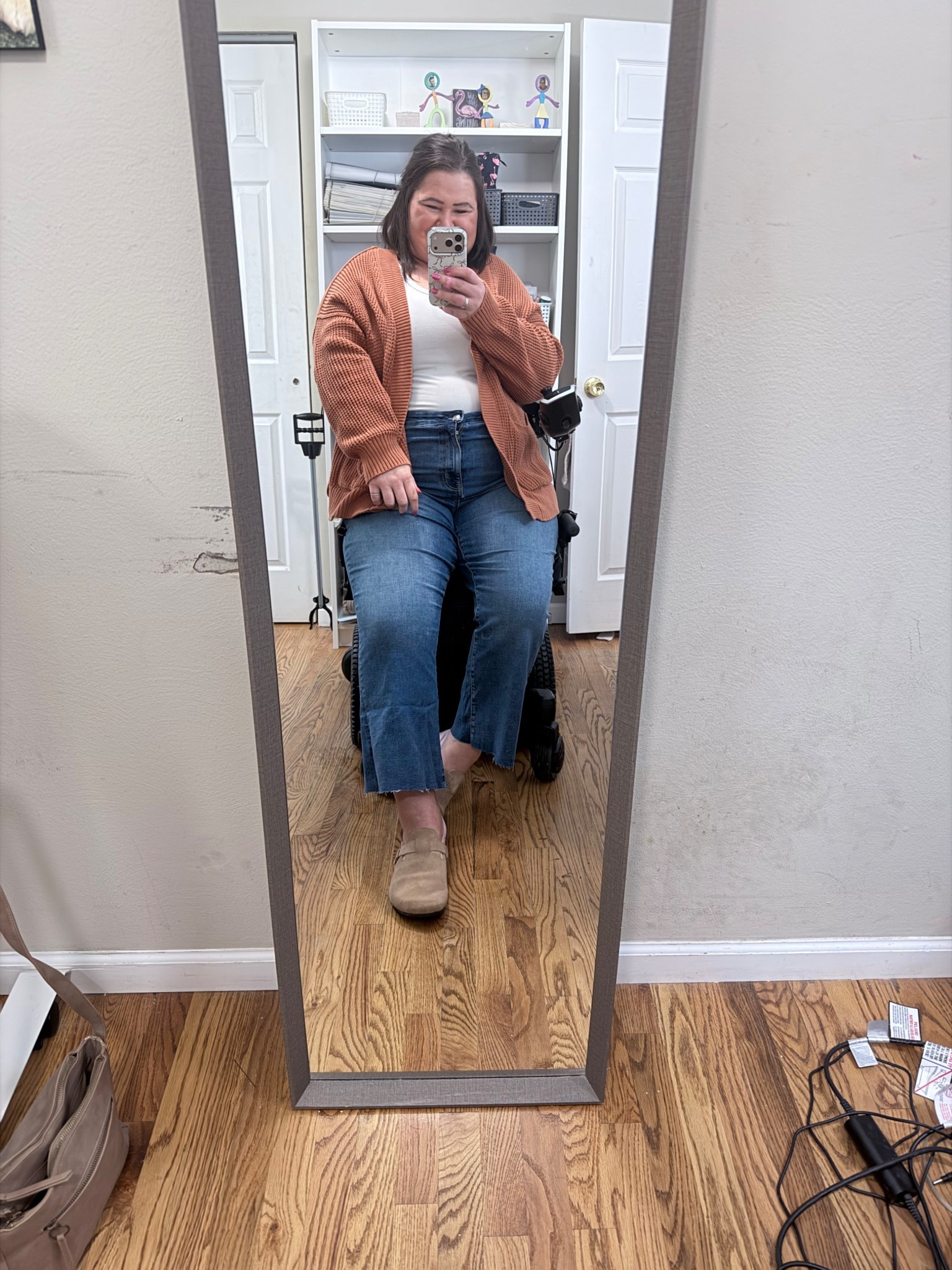 tried a new style air jeans & I think I love them??? 😍 

#LTKootd #LTKSaleAlert #LTKMidsize