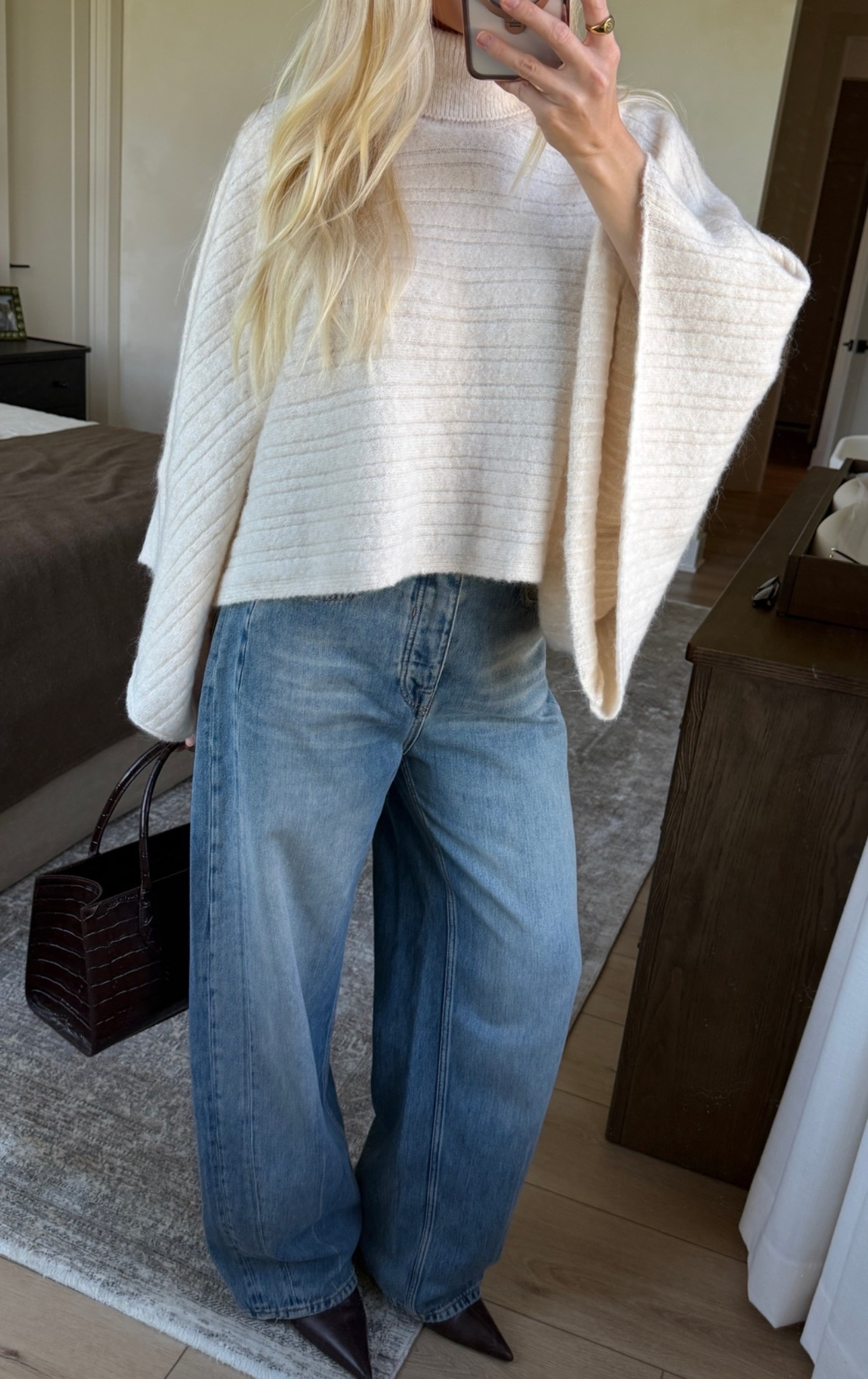 SIZE: 27 in jeans, poncho is o/s, boots run tts (low stock - linked similar)! #kathleenpost

Fall outfit inspo, fall fashion, poncho outfit