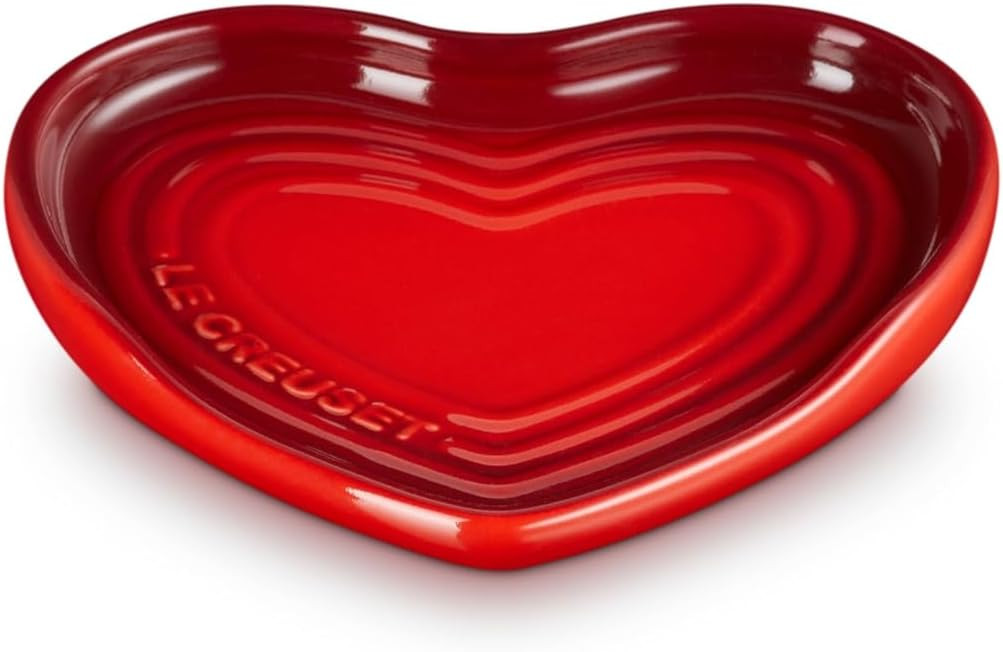 Le Creuset Stoneware Heart Shaped Spoon Rest, 5", Cerise | Amazon (US)