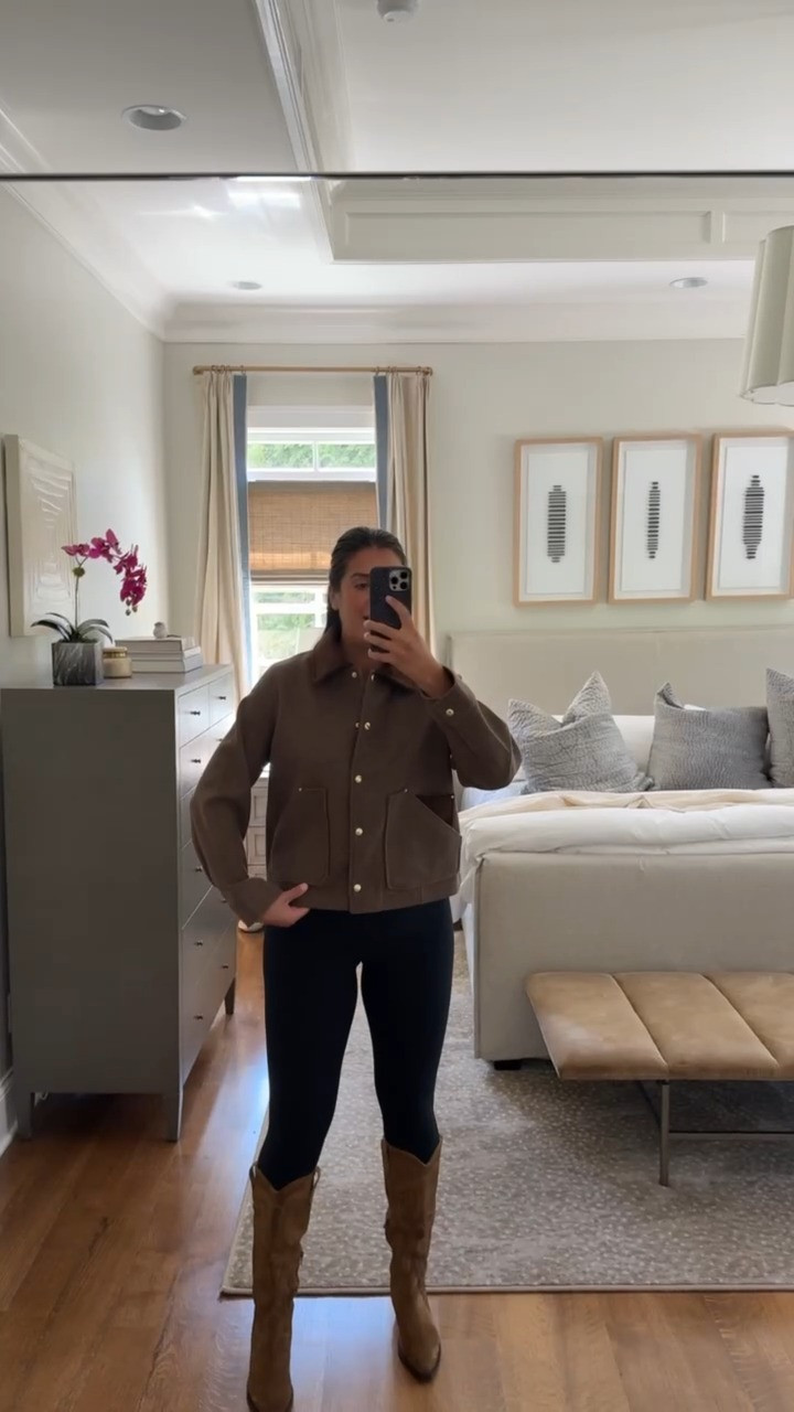 Such a cute bomber jacket this fall!

tts: medium

fall coats, coats, corduroy jacket, cropped jacket, bomber jacket, fall, fall fashion, nordstrom, n sale, n sale finds, nordstrom

#LTKootd #LTKgrwm #LTKSeasonal