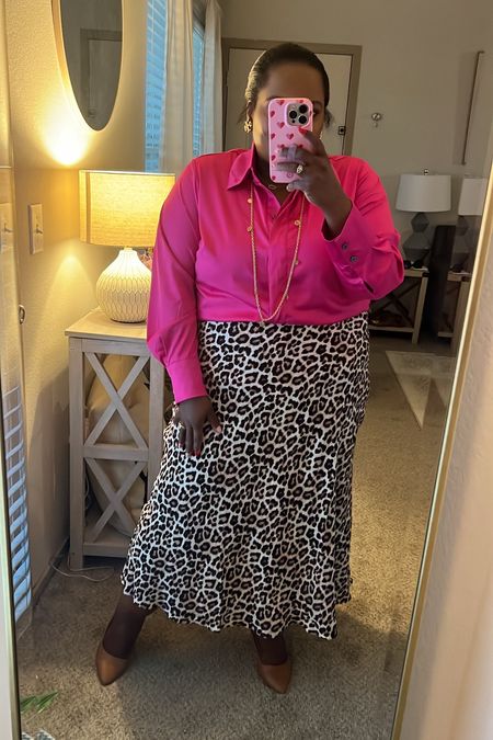 Thursday workwear OOTD is perfect for Valentine’s Day 💝 and this leopard satin midi skirt is perfect for any season! 

Satin shirt: Lane Bryant 14/16
Leopard skirt: H&M XL
Pumps: Target 7W

#LTKstyletip #LTKworkwear #LTKmidsize