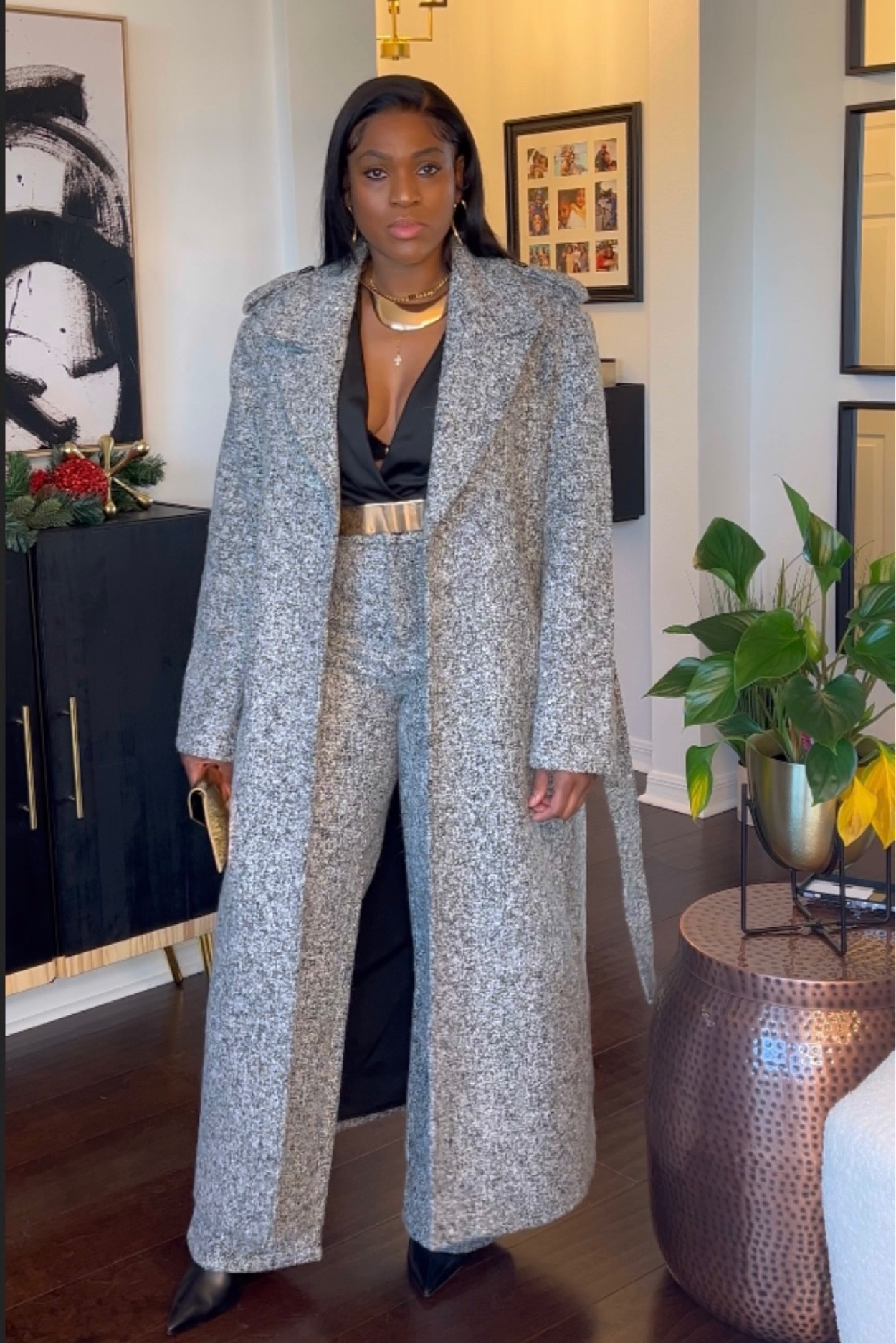 Size Large Coat
Size extra large pants
J Lux 

#LTKstyletip #LTKmidsize #LTKSeasonal