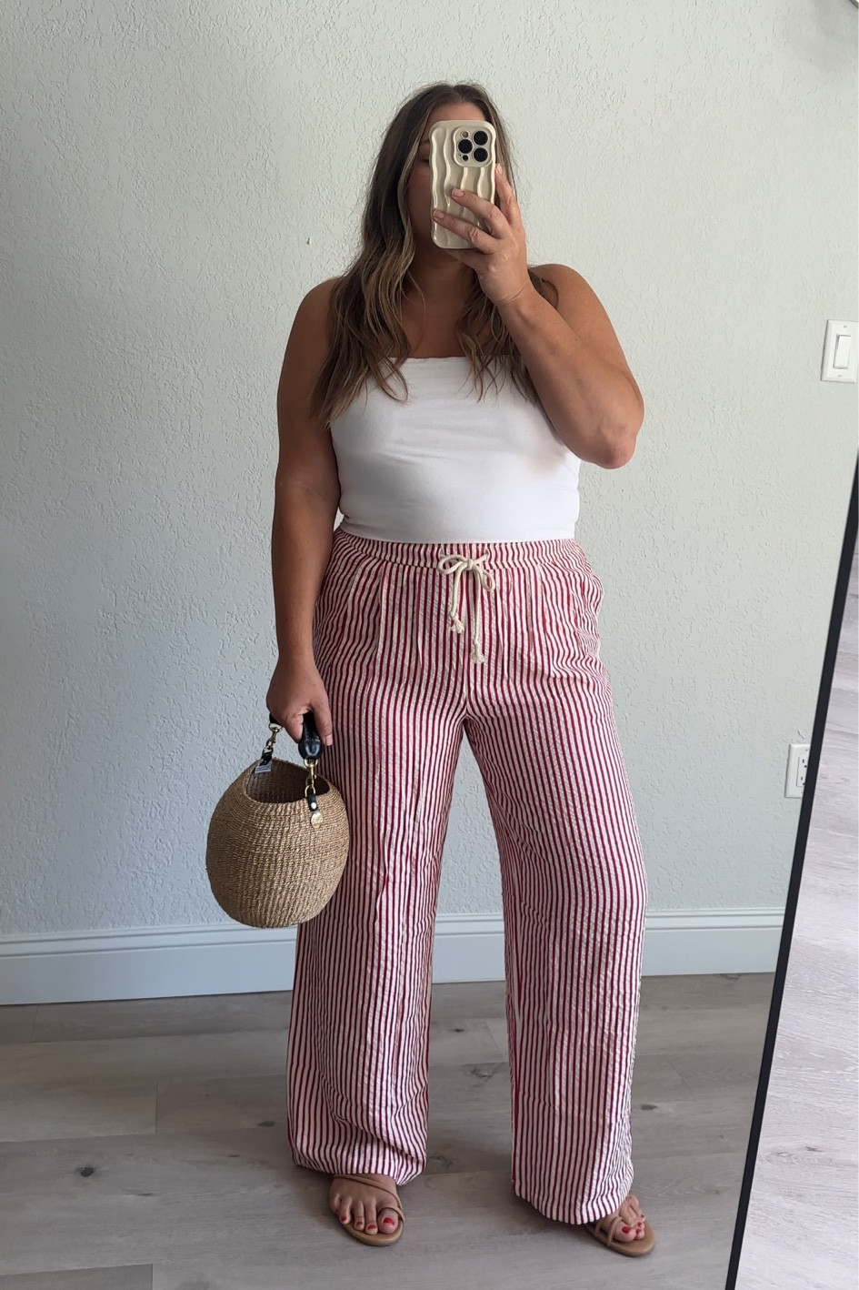 Pants true to size

If you have a booty they are snug to pull up but fit nice once on

Im in a medium 

80% cotton 20% poly 