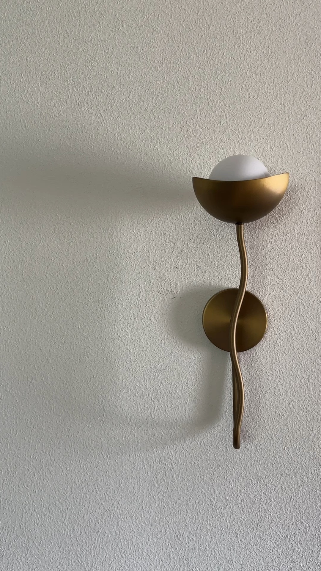 The most beautiful sconces from Lulu and Georgia. #luluandgeorgia #sconces #sarahshermansamuels

#LTKHome #LTKSeasonal