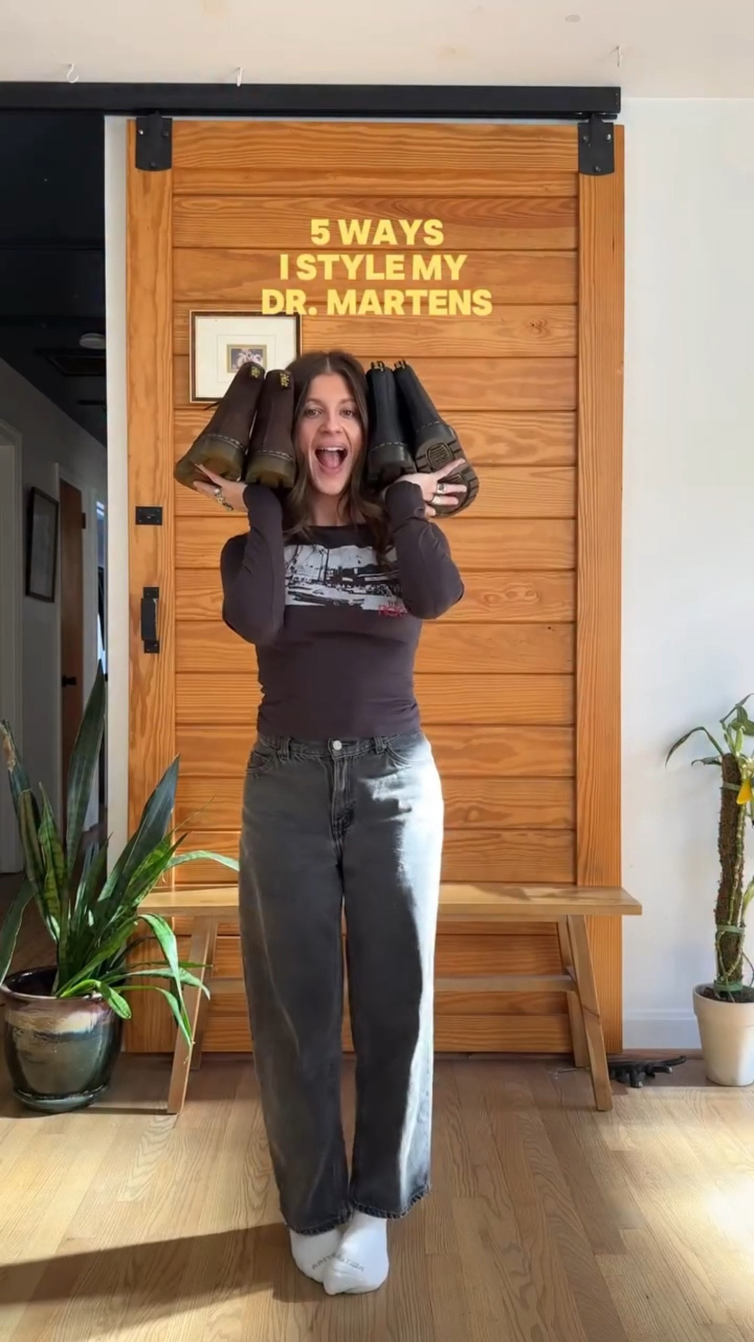 it’s always @drmartensusa season over here 🙂‍↕️ linked everything I could + some dupes I love 
@famousfootwear 

#drmartens 