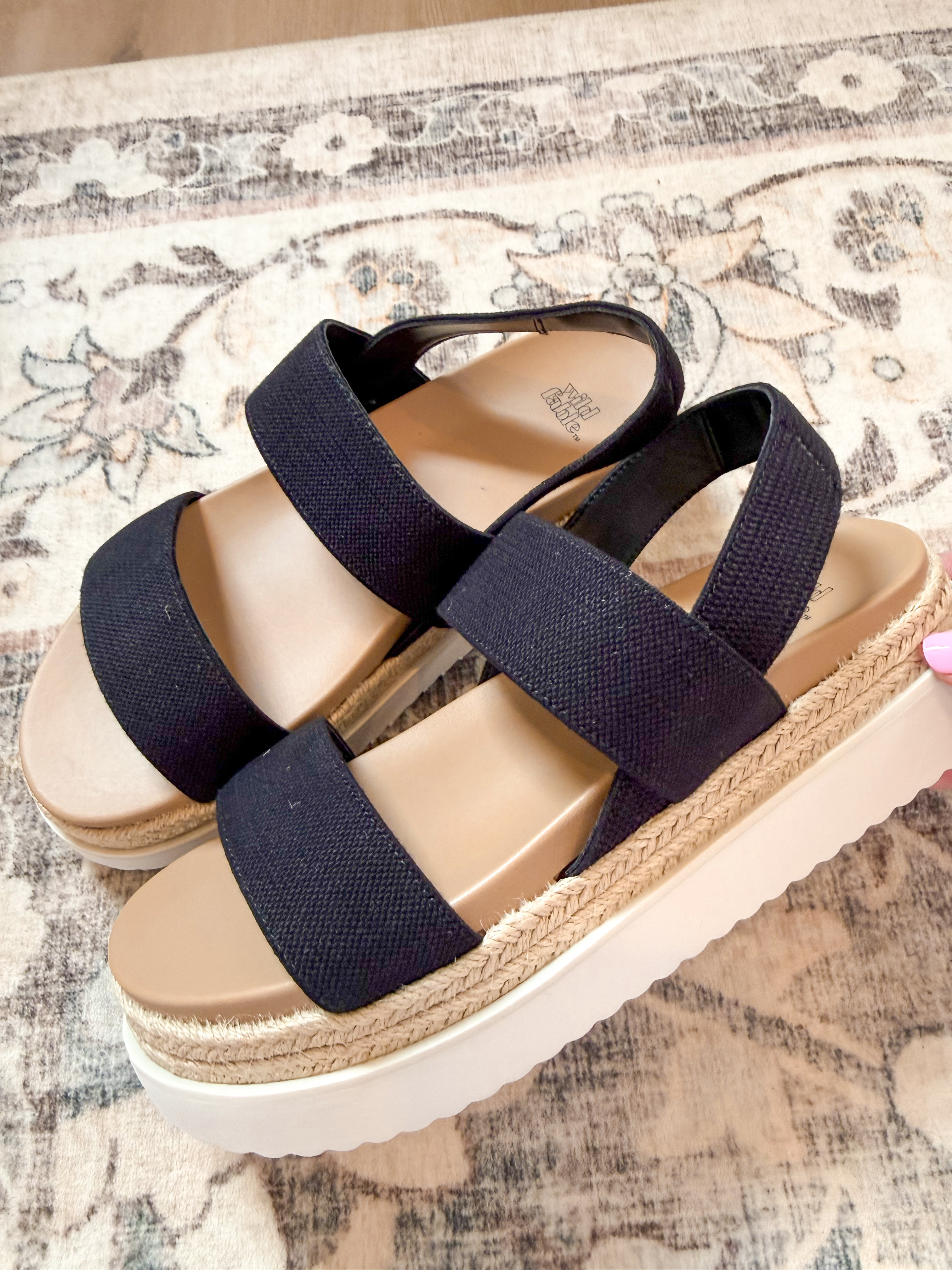 Comfy and cute with that platform + stretchy straps! Easy to throw on with dresses or denim!😍

Sandals, shoes, @Target 

#LTKSeasonal #LTKPlusSize #LTKootd