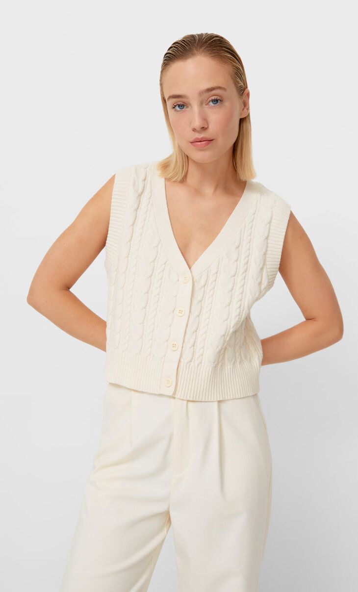 Buttoned knit gilet-style top | Stradivarius (UK)