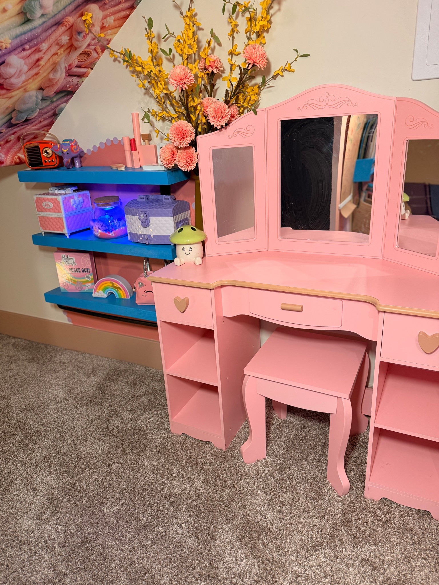 Playroom Vanity (this is small)

#LTKmomlife #LTKHome #LTKKids