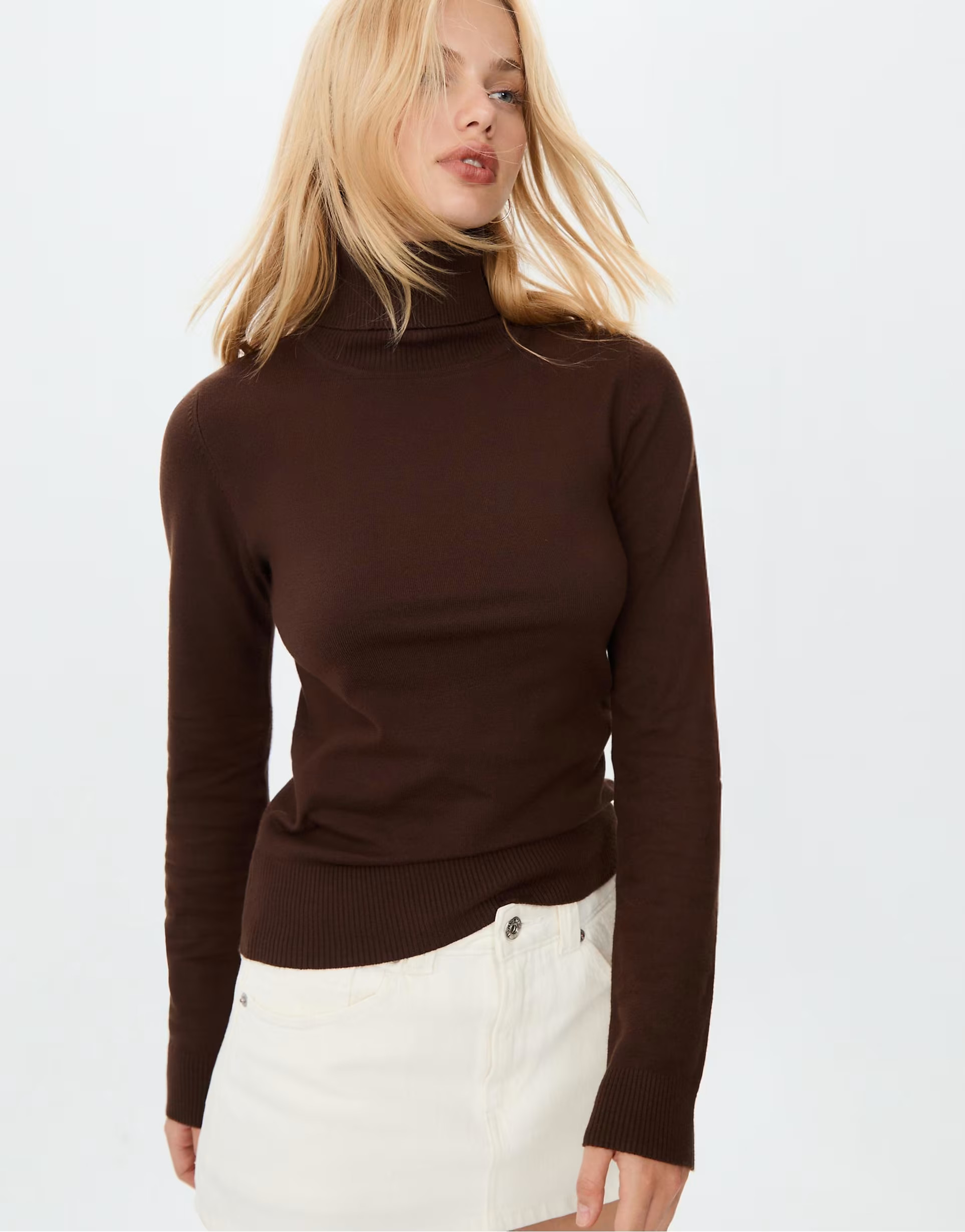 Stradivarius Basic knit turtleneck sweater in brown | ASOS (Global)