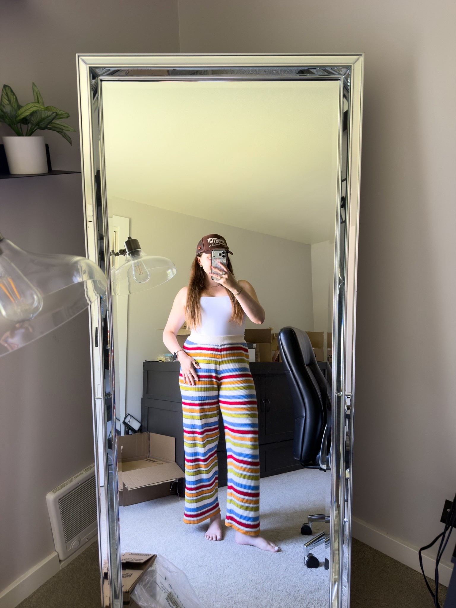 Comfy and cozy work from home fit! I love a good relaxed pant for the home office 🤭

I’m wearing a M tank and size L pants

#LTKootd #LTKMidsize #LTKWorkwear