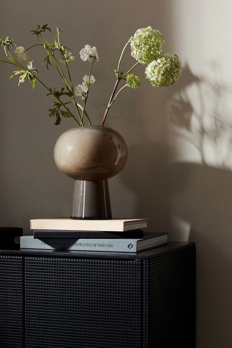 Shiny Glass Vase | H&M (US + CA)