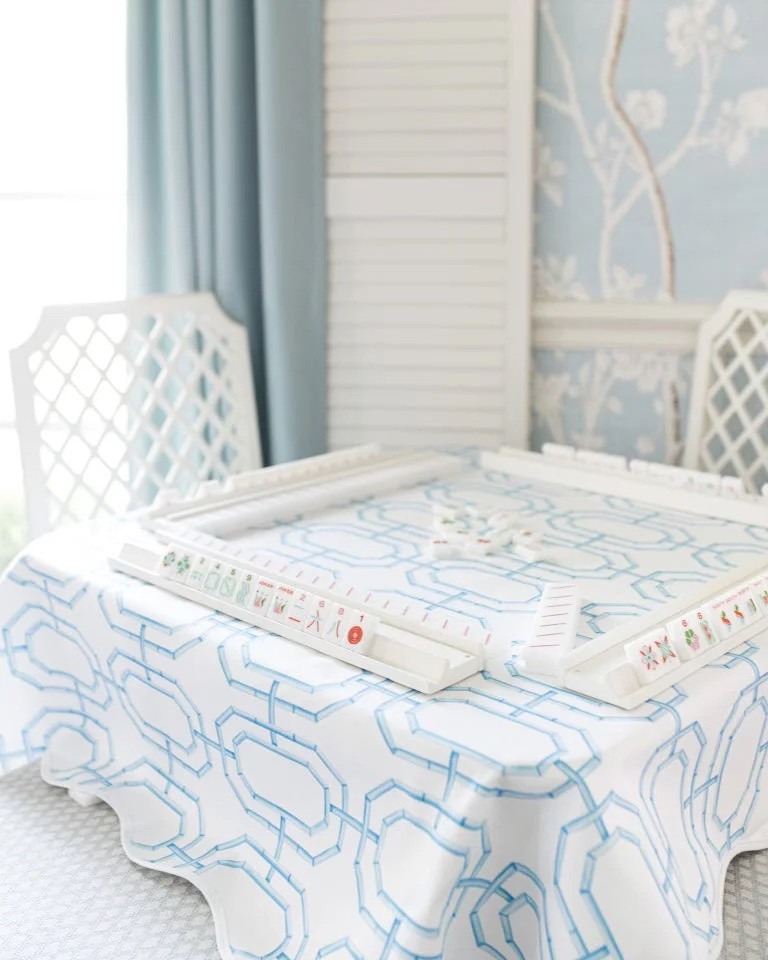 Mahjong table cover, square tablecloth for game table blue and white tablecloth