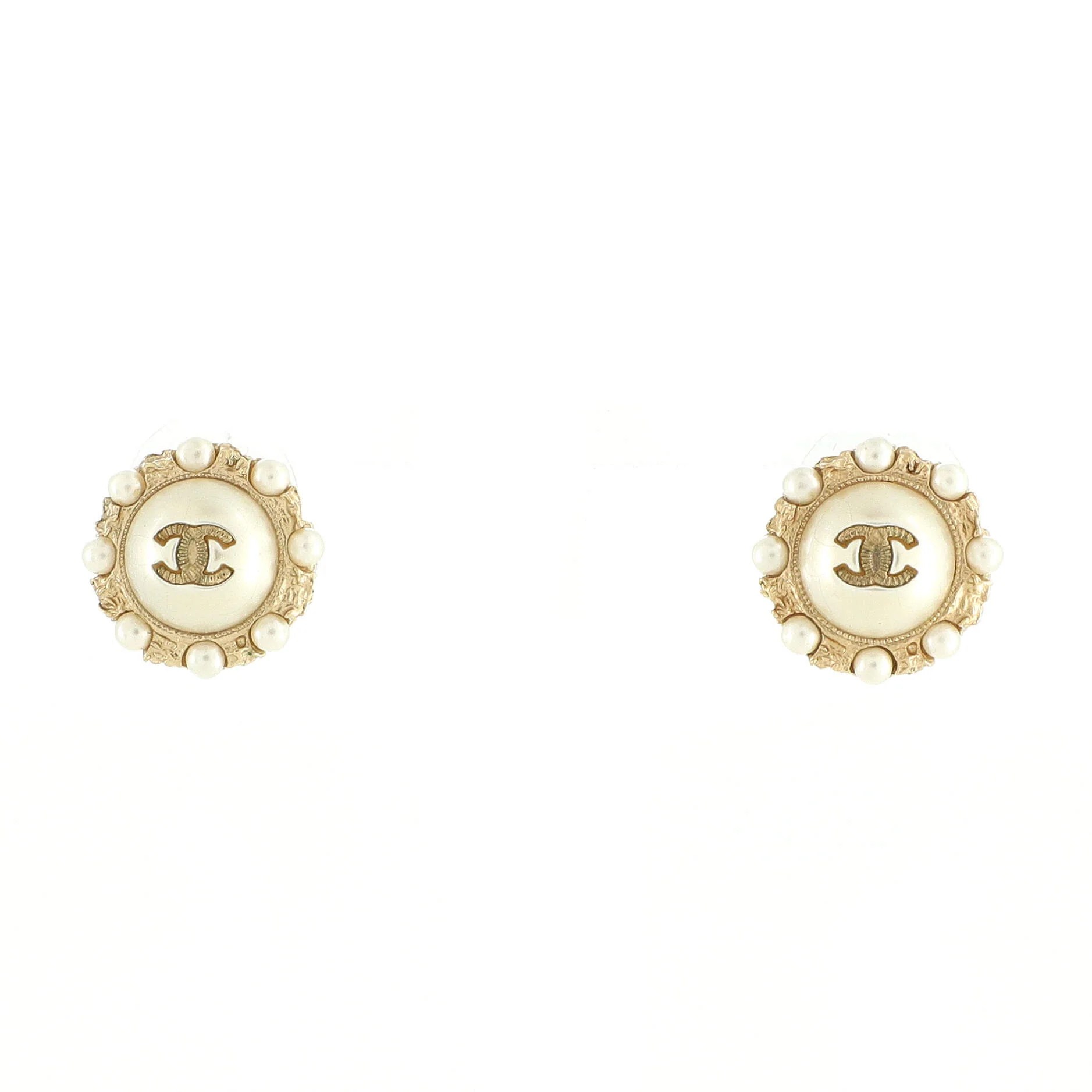 CHANEL CC Round Stud Earrings | Rebag