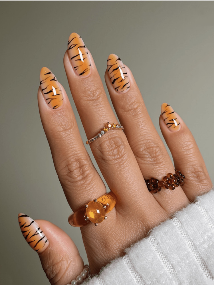 24 - Piece Edgy Tiger Stripe Press - On Nails | Bold Animal Print For Parties, Streetwear & Night Out Looks | Ideal For Trendsetters Nail Supplies Nails | SHEIN