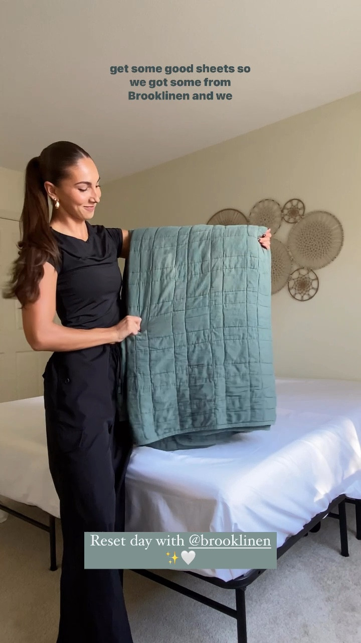 Love this quilt set from Brooklinen! It’s so cozy and soft! The perfect bedding! 

#LTKHome #LTKFamily