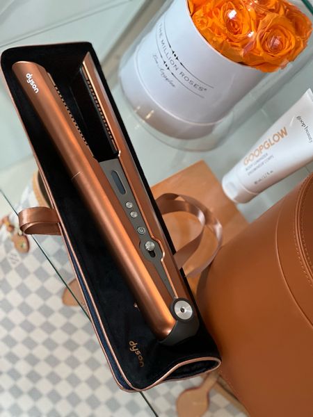 The Dyson Corrale makes a the perfect holiday gift 🎁 it’s cordless, easy for travel, and great for all hair types 🧡

#LTKbeauty #LTKunder100 #LTKHoliday