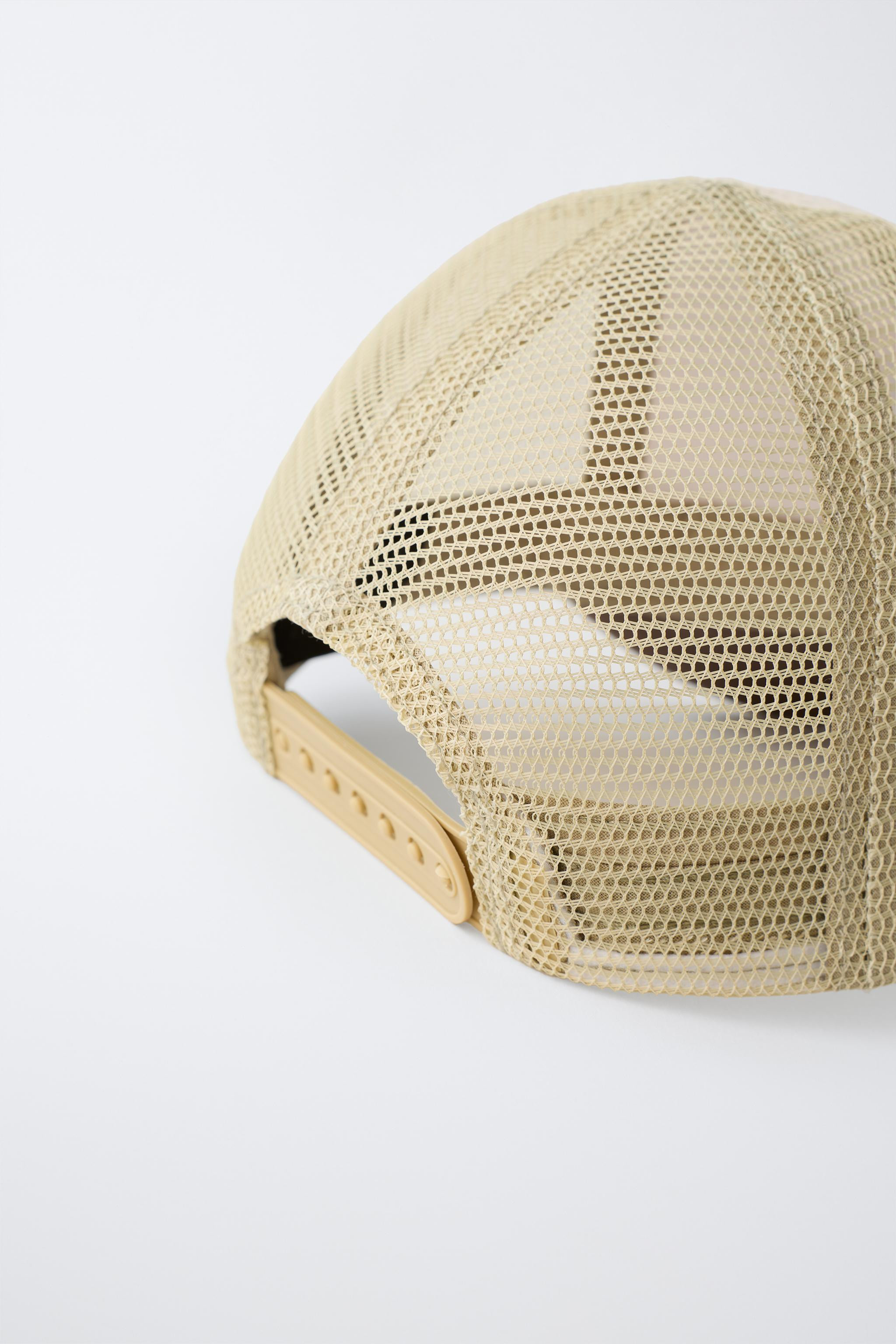 CASQUETTE R\u00c9SILLE \u00c0 PI\u00c8CE BROD\u00c9E | Zara FR