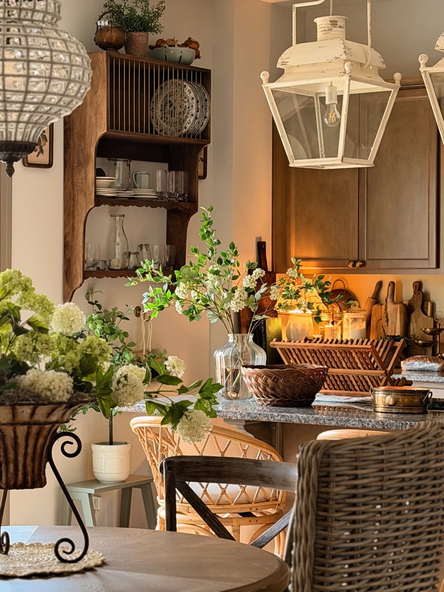 A beautifully refreshed kitchen with everyday decor to bring in the new year! Cheers to 2026!

#LTKSeasonal #LTKHome