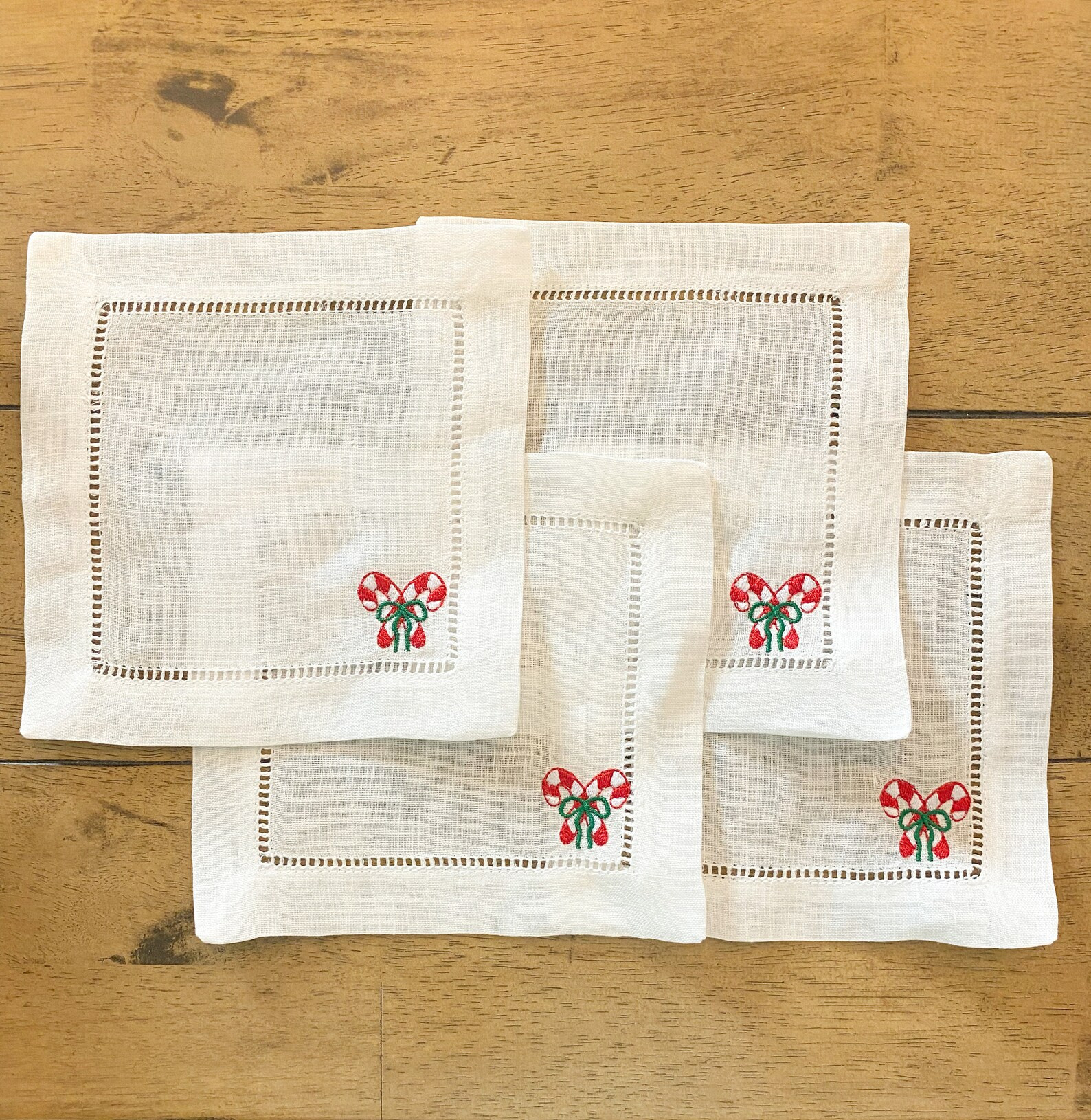 Candy Cane With Bow Linen Cocktail Napkins Set of 4 - Etsy | Etsy (US)