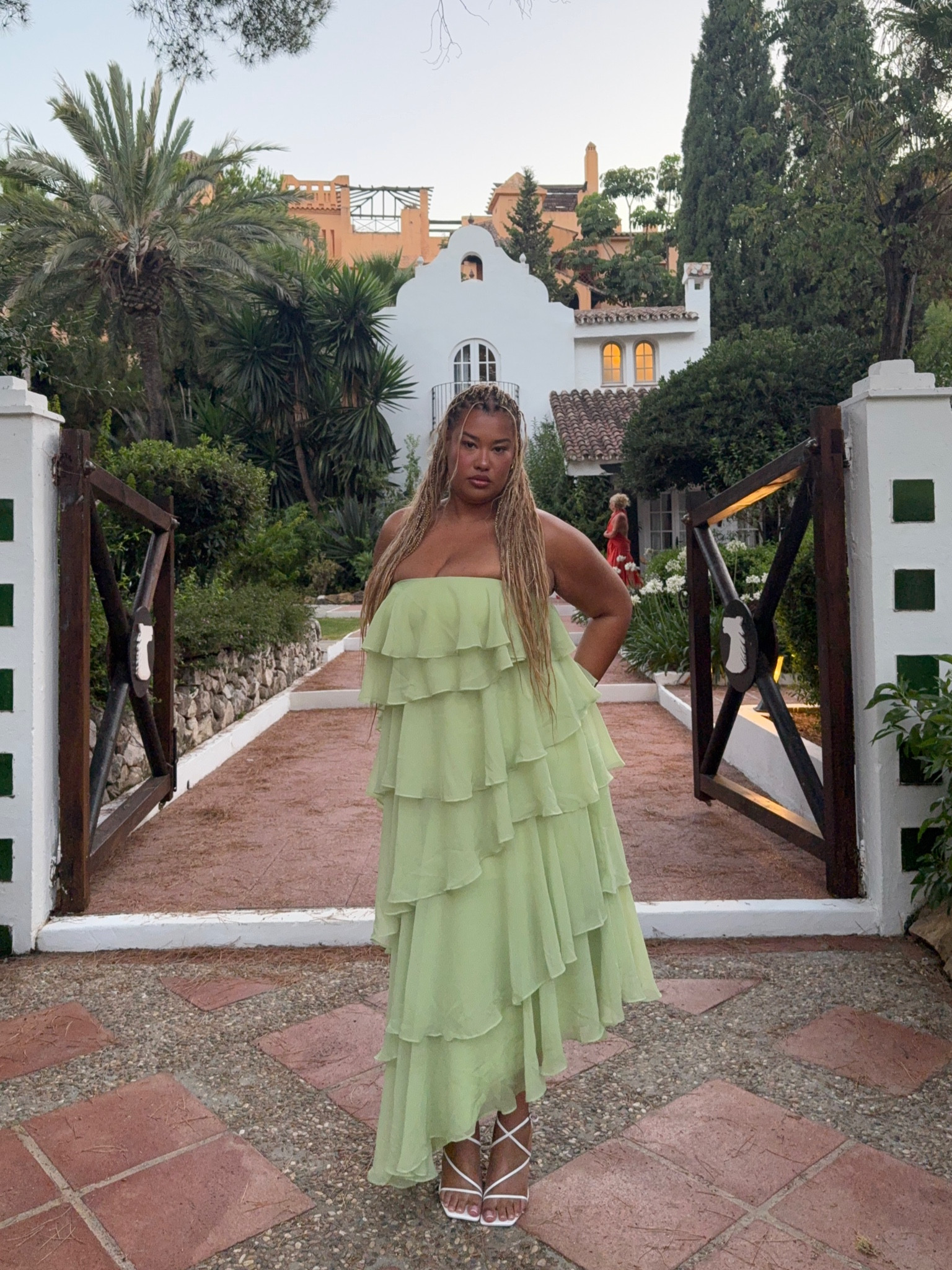 Green ruffle welcome party dress