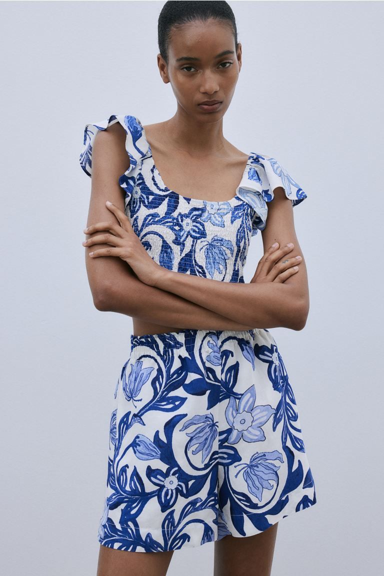 Linen-blend pull-on shorts - High waist - White/Blue floral - Ladies | H&M GB | H&M (UK, MY, IN, SG, PH, TW, HK)