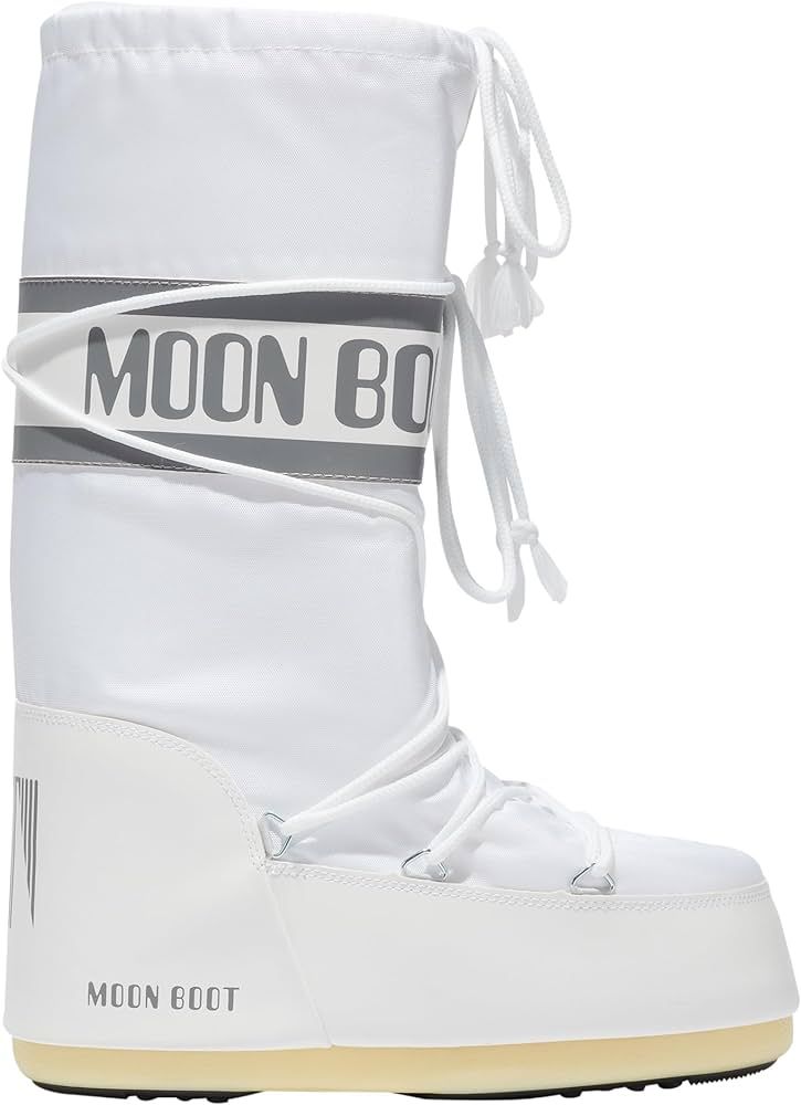 Amazon.com: Moon Boot, Icon Nylon Unisex Boots, 39/41, White : Luxury Stores | Amazon (US)