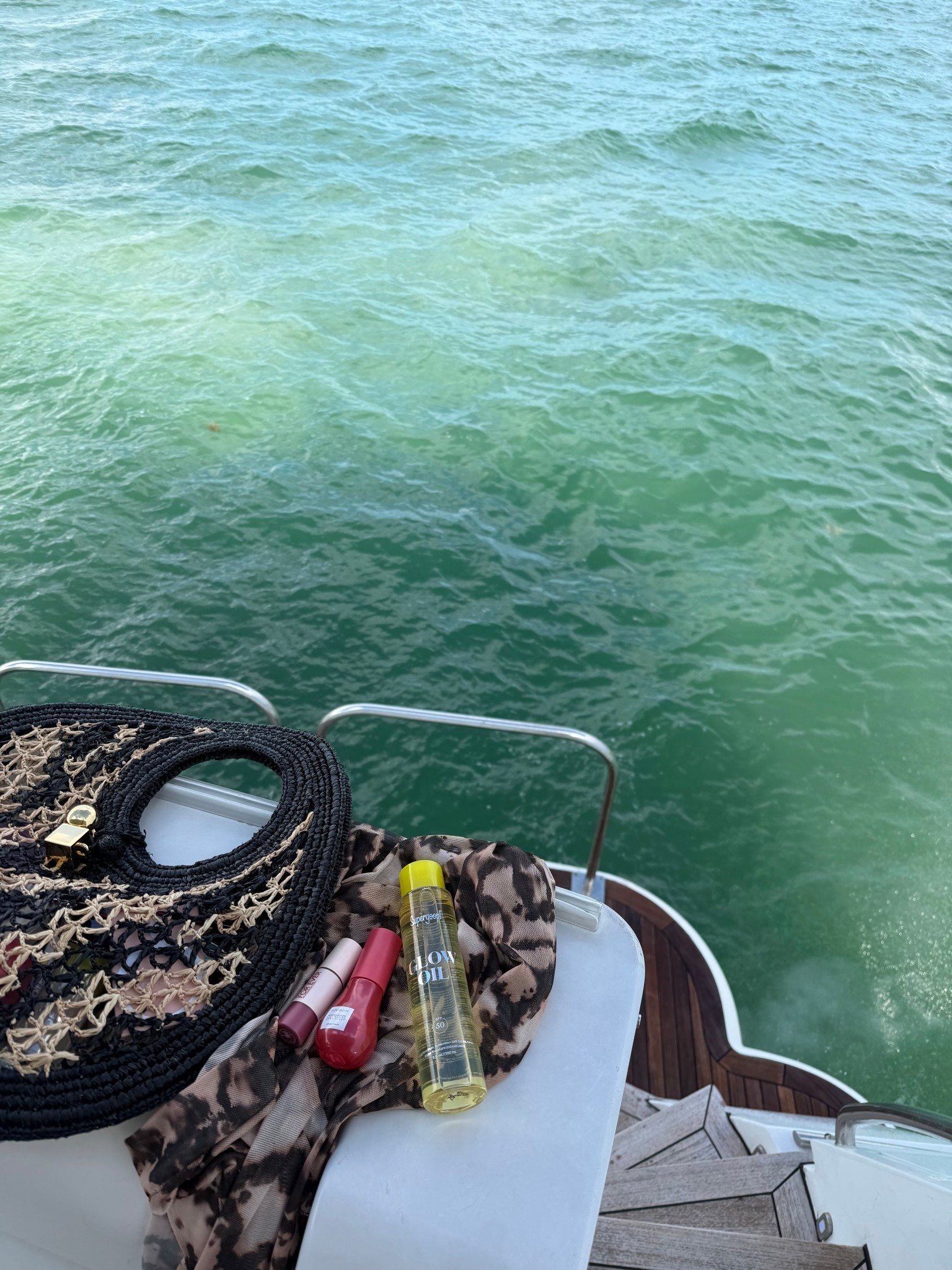 This bag and products are a must have on vacation! 

Purse, handbag, skincare, skincare must haves, beauty must haves

#LTKselfcare #LTKBeauty #LTKItBag