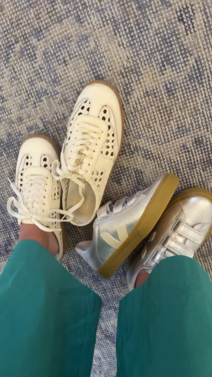 Fashion sneakers… a trend I will never tire of! I honestly think it’s note really a trend bc it’s here to stay. Agree?

#LTKOver40 #LTKTravel #LTKWorkwear