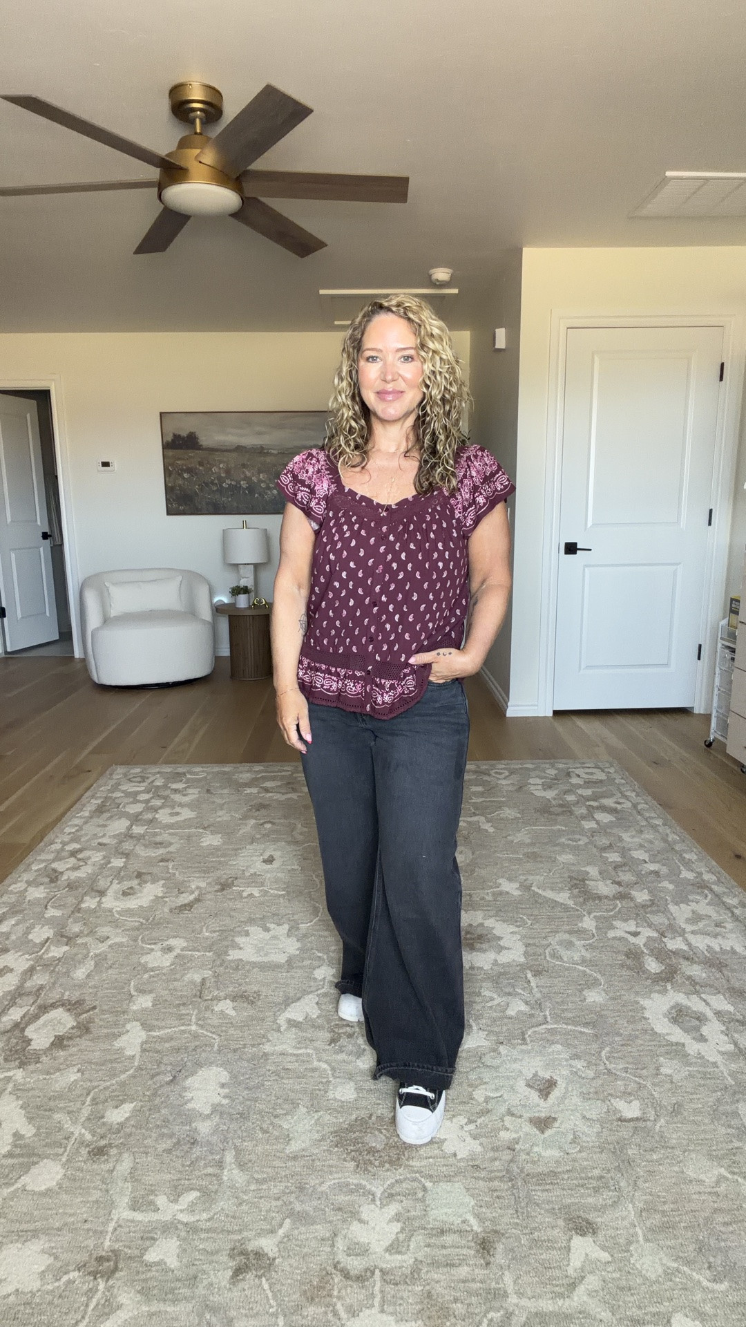 Jeans size 31 
Tops size large

#LTKOver40 #LTKMidsize #LTKPetite
