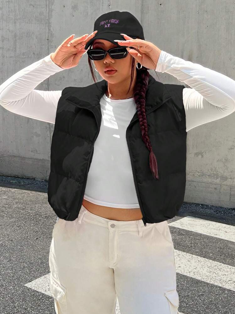 SHEIN EZwear Plus Size Solid Color Front Zip Short Padded Vest, Autumn/Winter | SHEIN