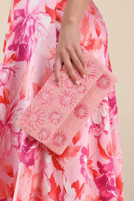 Exclusive Presence Pink Beaded Floral Clutch | Lulus