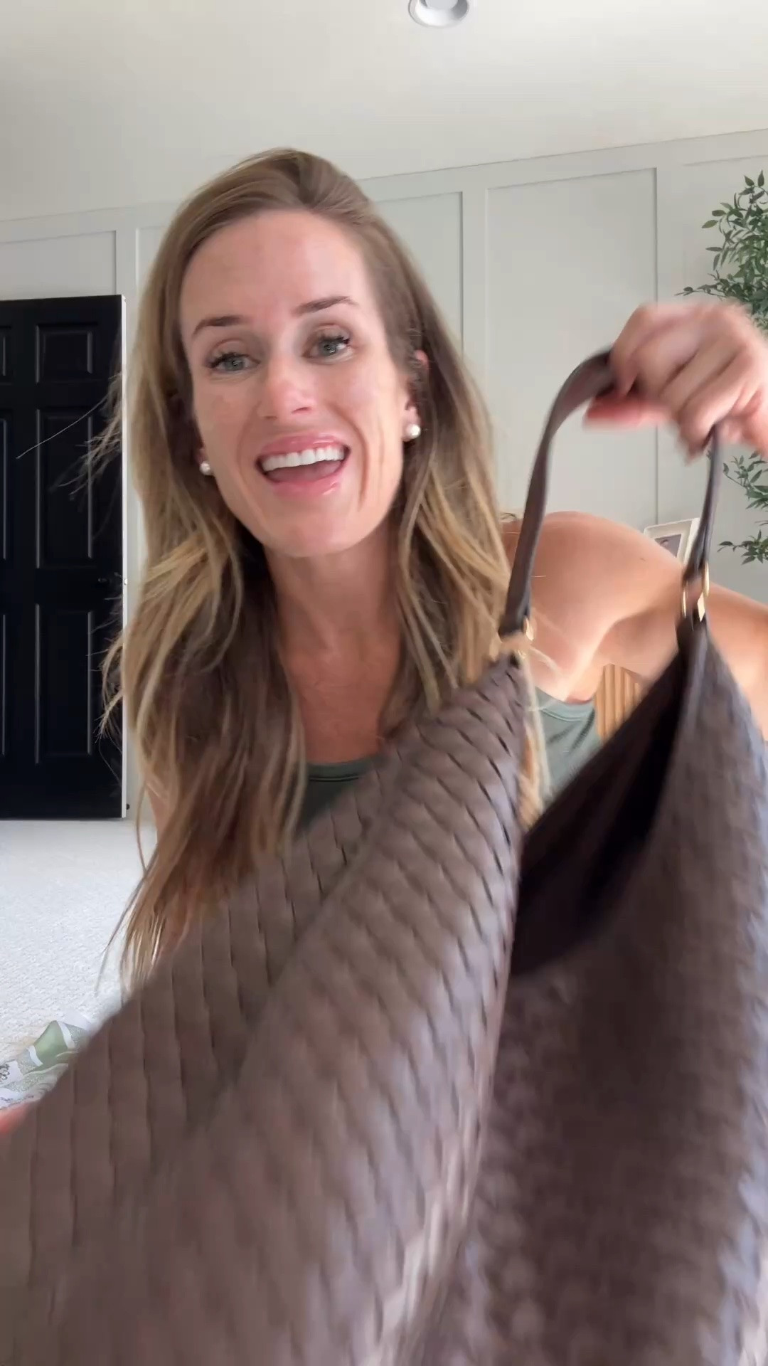Fashion bags for fall 
Purses for women for fall

#LTKmomlife #LTKTravel