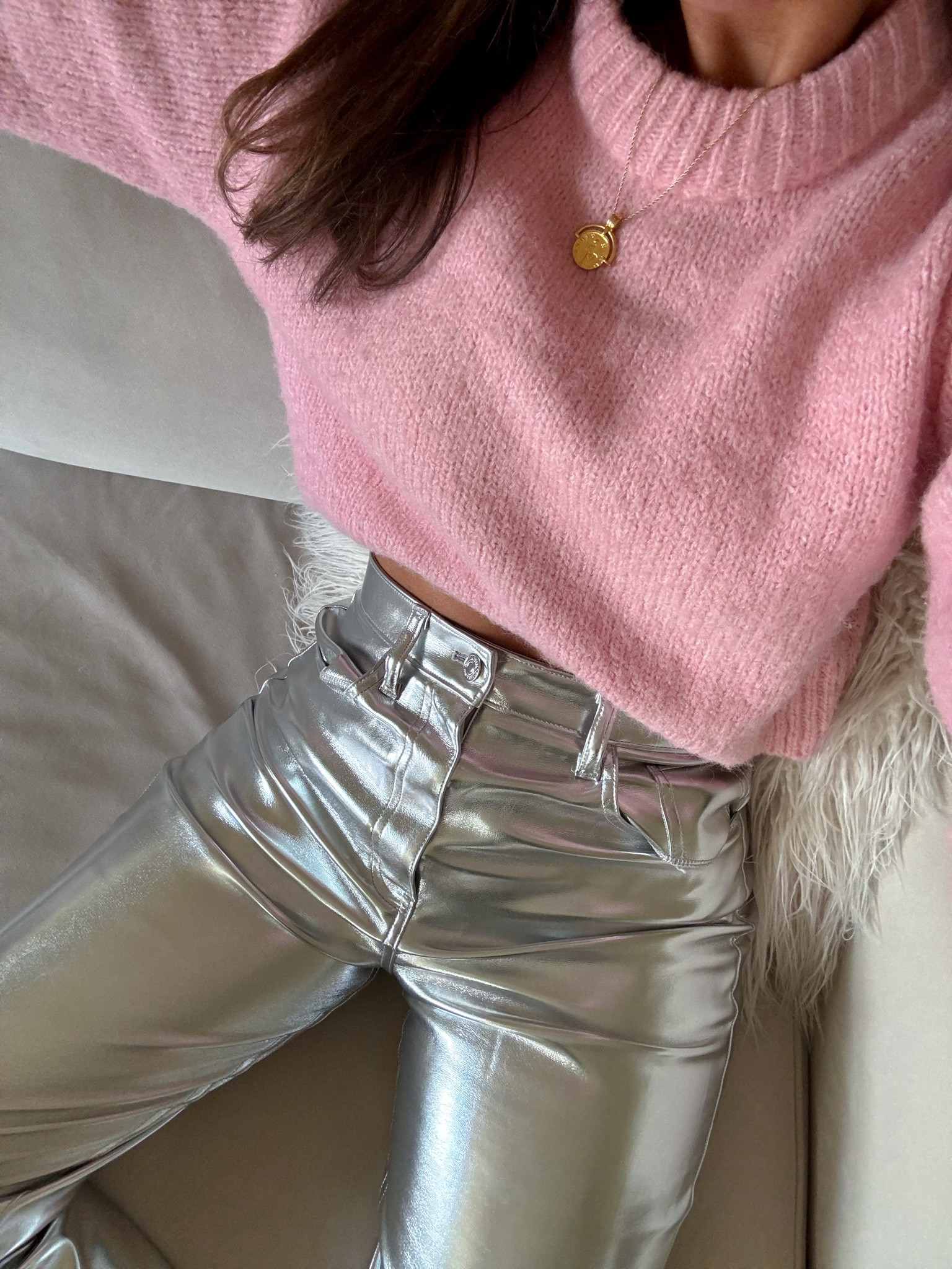 Another way I’m styling my silver Abercrombie trousers 

#LTKeurope #LTKfindsunder50