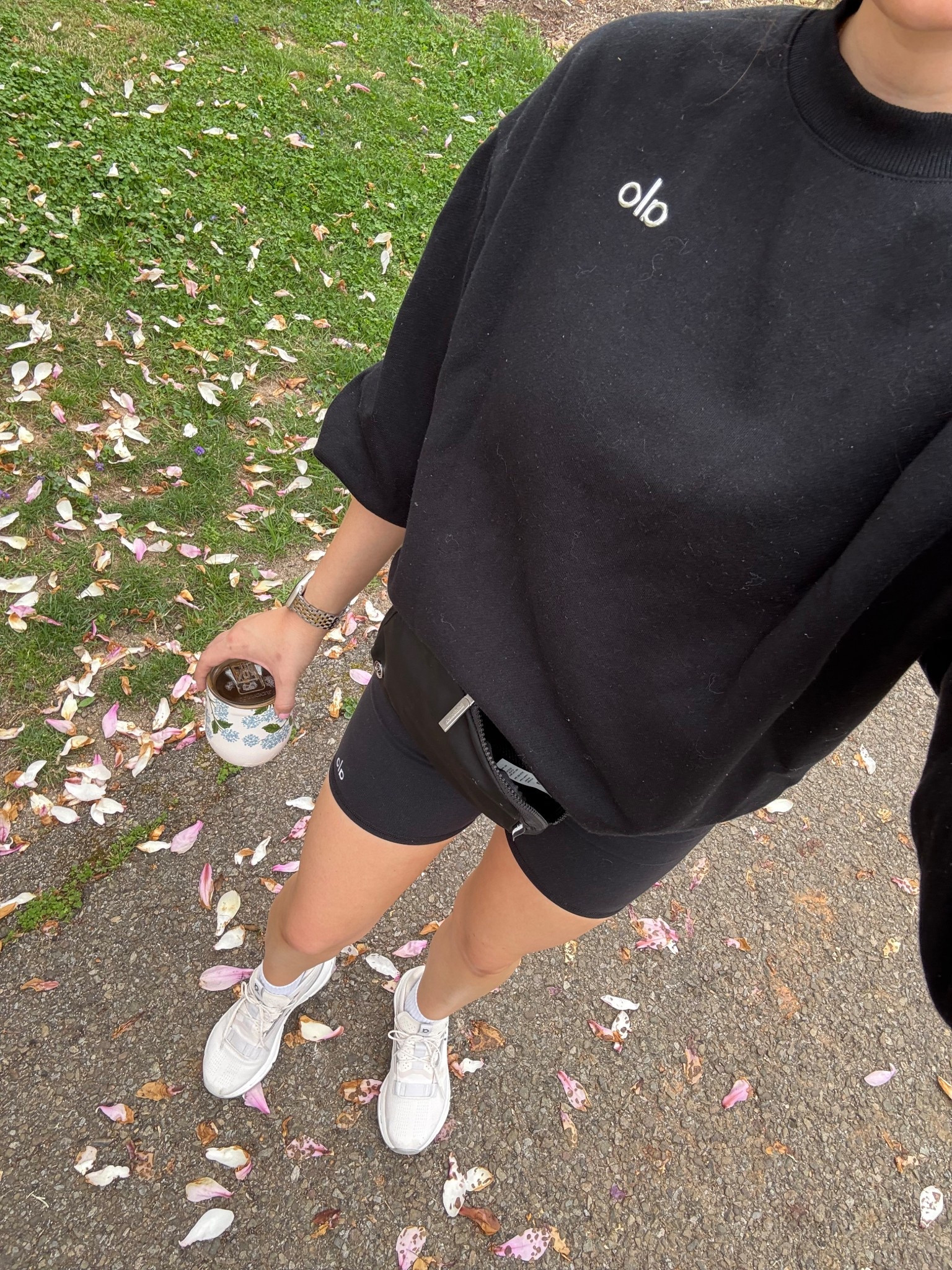 Spring walk workout outfit / alo yoga

#LTKActive