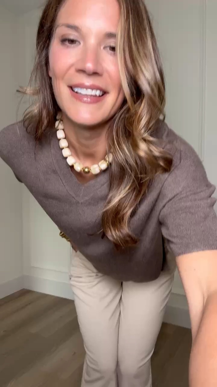 This is exactly how I want to start dressing for fall while it’s still hot. The chocolate brown V neck has a relaxed, slightly boxy fit, and these lightweight wide leg pants have plenty of length without feeling heavy.

Size M

fall outfit, transitional outfit, wide leg pants, chocolate brown top, casual fall style, lightweight pants, neutral outfit, tall girl fashion, everyday outfit, summer to fall style, stangandco

#LTKootd #LTKSeasonal #LTKTall