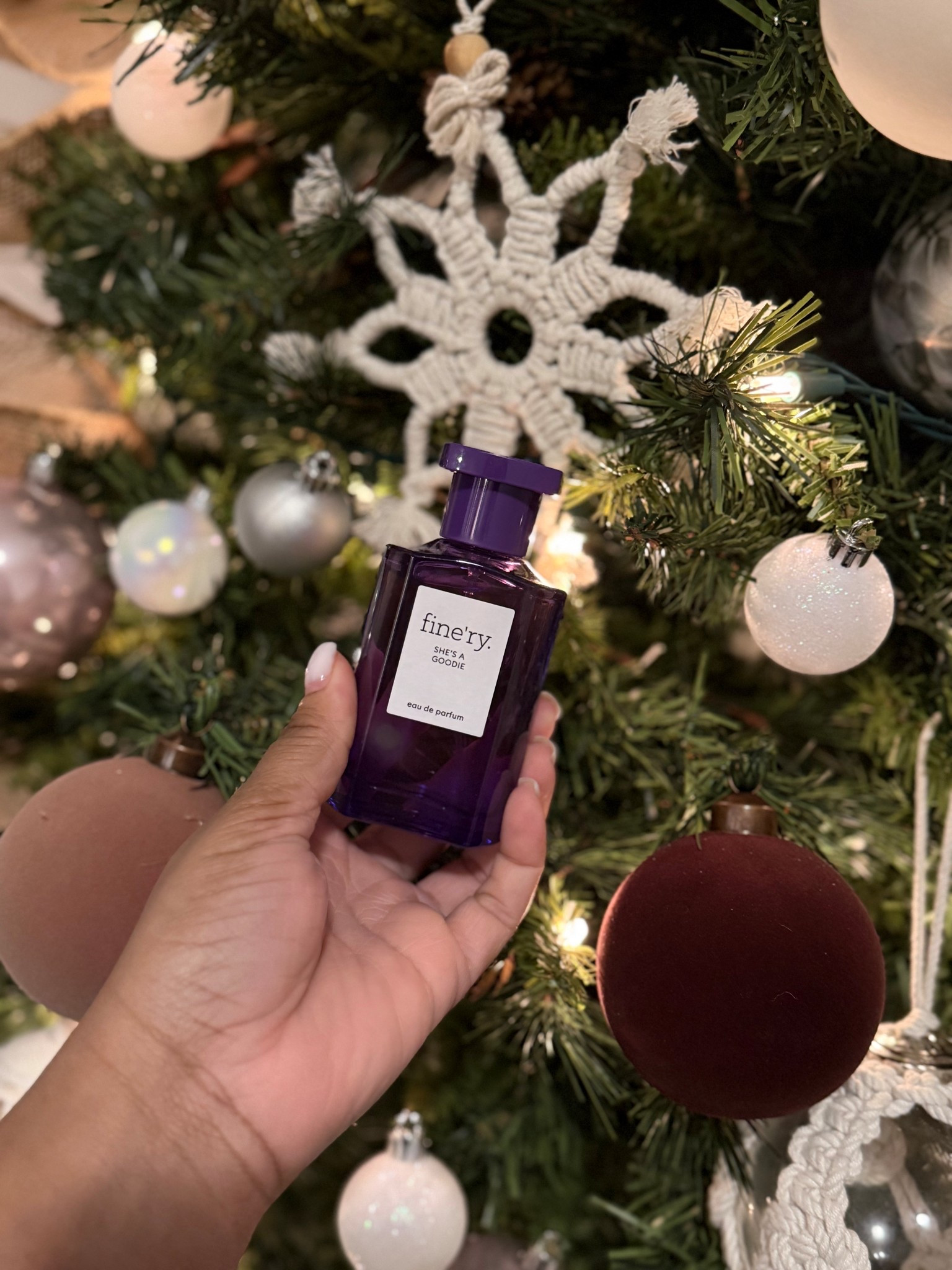 Perfect scent for layering with your everyday perfume! 

#LTKBeauty #LTKGiftGuide #LTKHoliday