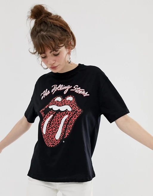 Pull&Bear Rolling Stones tee in black | ASOS US