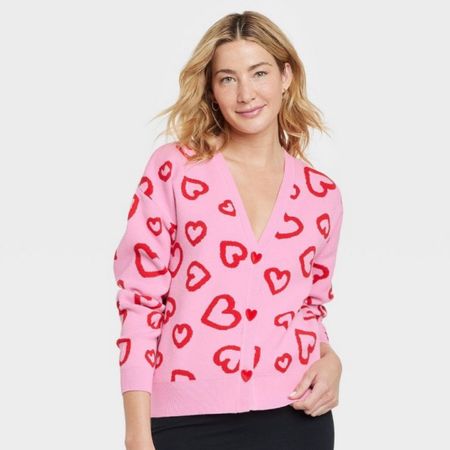 Finally got my hands on this Valentines Day sweater! Get it before it sells out!

Valentines outfit, valentines sweater, outfit for Valentine’s Day  

#LTKSeasonal #LTKFind #LTKunder50