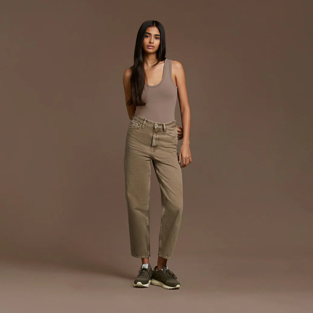 Women's Seamless Scoop Tank Bodysuit - Mocha - nuuds | nuuds