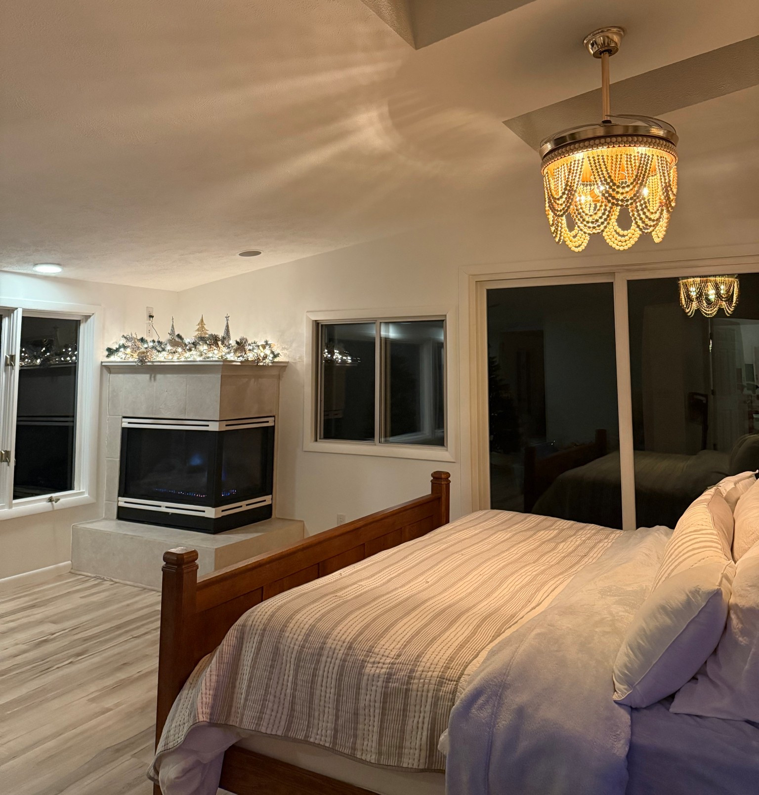 After months of searching for the right fan + chandelier combo, I finally found a fandelier and it was exactly what this room needed.

I am working on updating the master bedroom and lighting was the hardest part. I wanted a beachy, coastal lake vibe with charm and ambiance… but I wasn’t giving up a fan for summer nights.

This gives you both: soft chandelier lighting and a breeze when you want it.

Such a good solution for lake houses and bedrooms.

Linked here 🤍

#LTKHome