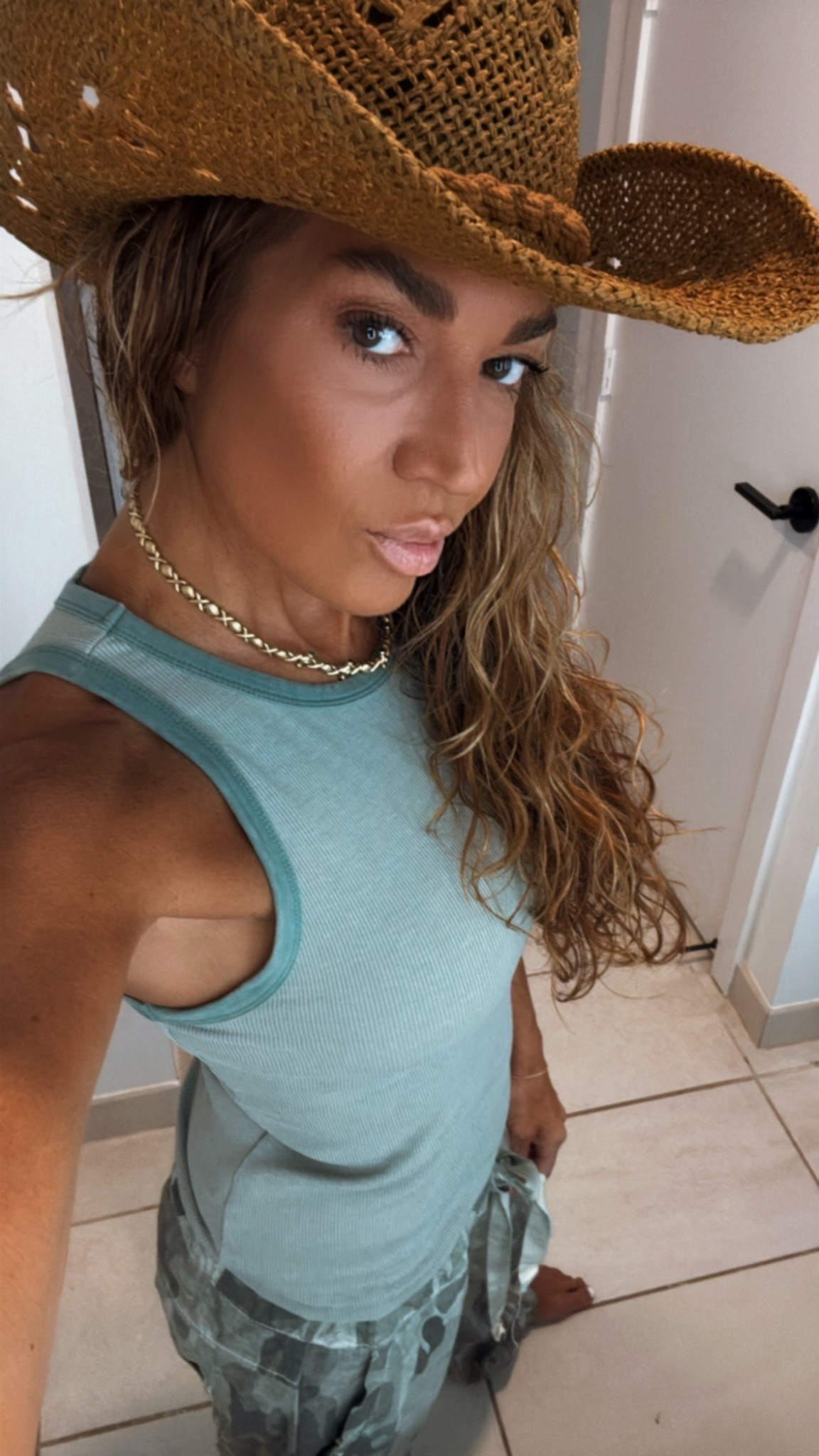 ✨Laid-back, a little wild, and totally me 🐾
Wearing my favorite Gigi Pip cowboy hat (never leaving the house without it), this soft Target tank in the perfect light green, and the comfiest linen camo pants that feel like summer in every step.

Styled for errands, iced coffee runs, or just feelin’ myself in the sunshine ☀️
Everything is linked for you on LTK 💚
#LTKStyle #OOTDOver50 #GigiPip #TargetStyle #CamoChic #LinenSeason #ConfidentStyle #LTKFinds
