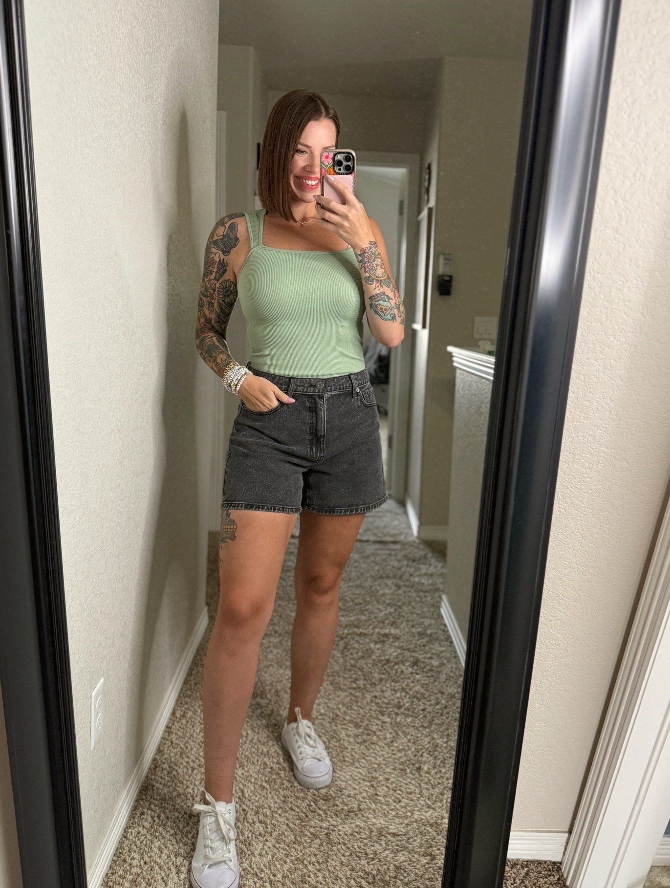 Cute and comfy mommin outfit of the day 🫶🏼✨

#LTKootd #LTKdayinmylife #LTKmomlife